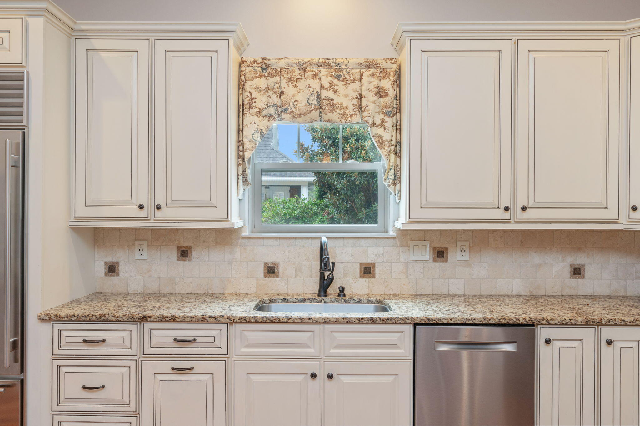 PARISH AT BLUEWATER POINT - Residential Lease