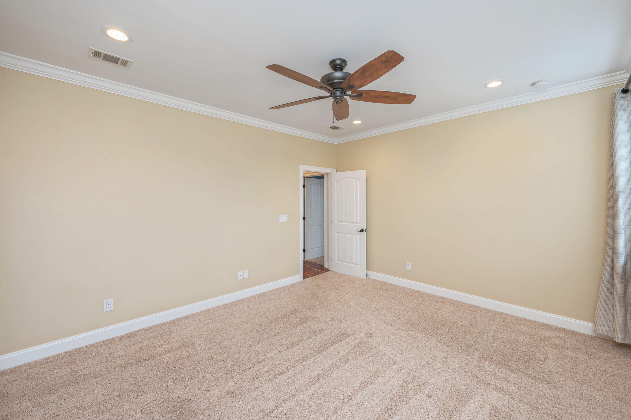 PARISH AT BLUEWATER POINT - Residential Lease