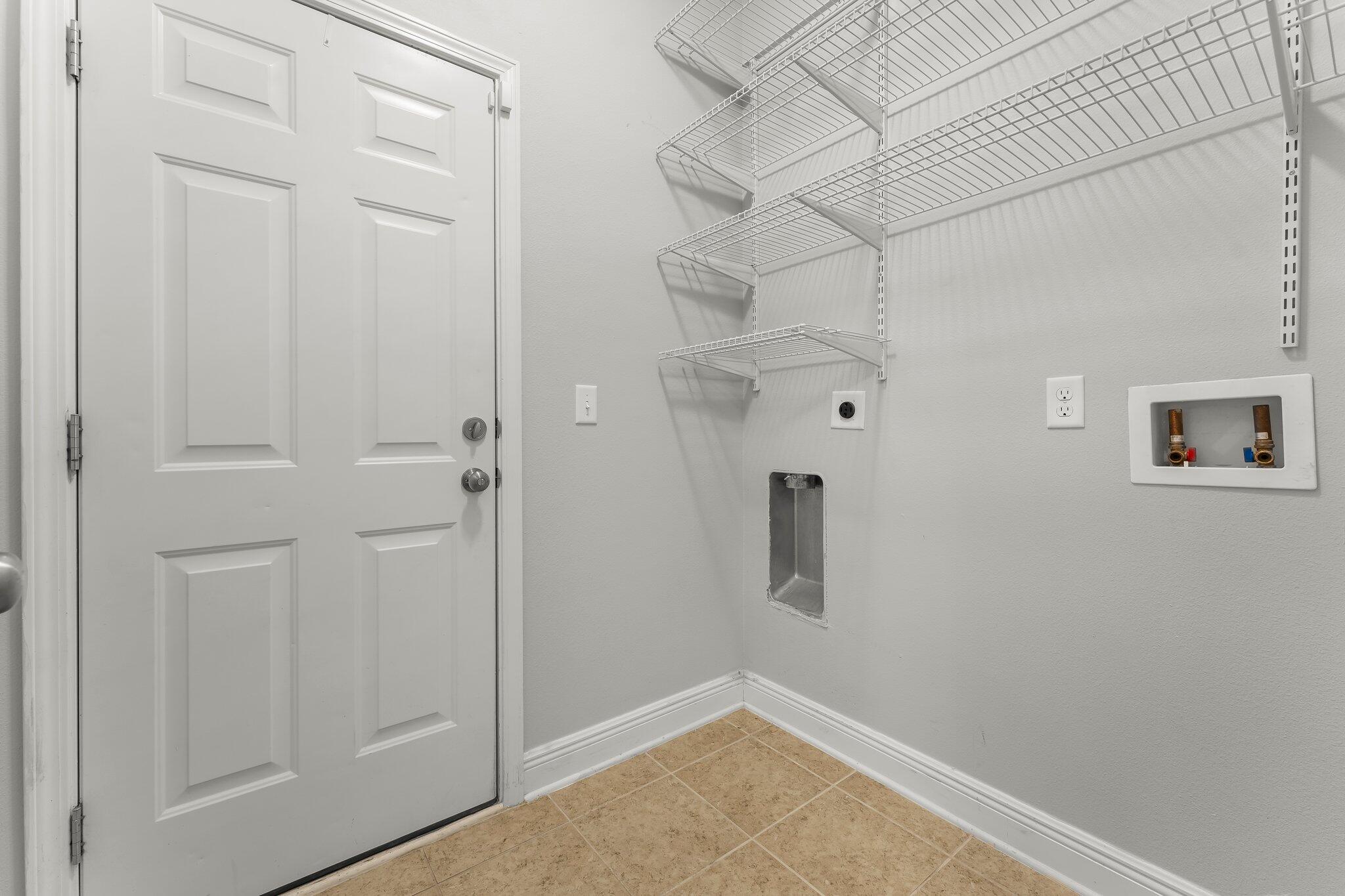WHISPERING LAKE - Residential Lease