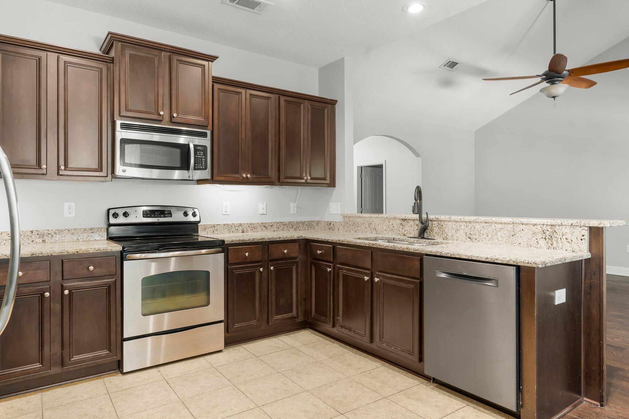 WHISPERING LAKE - Residential Lease