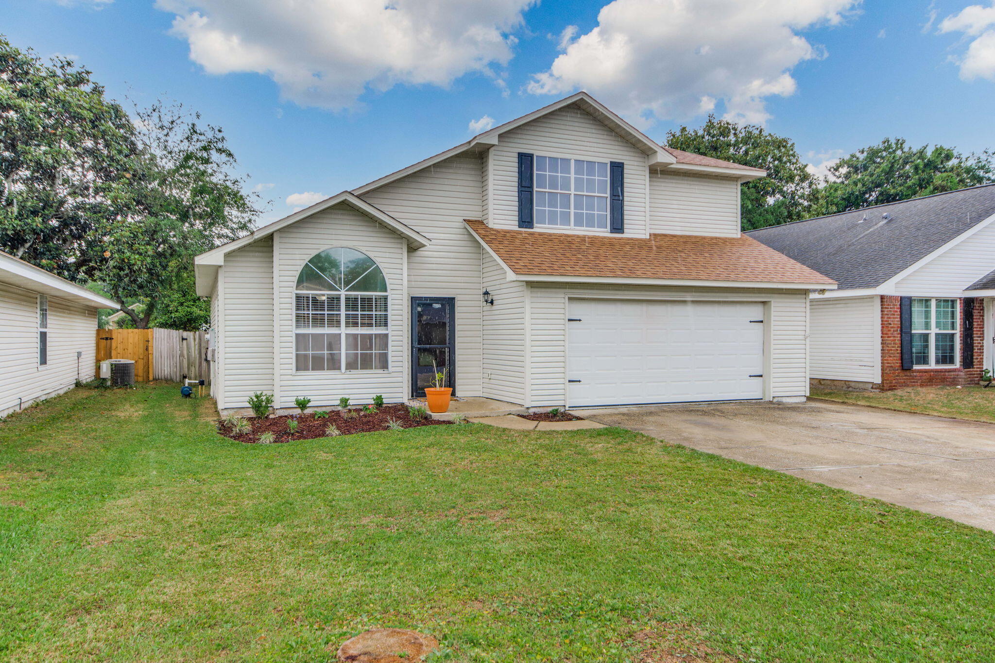 IVALEA GARDENS - Residential