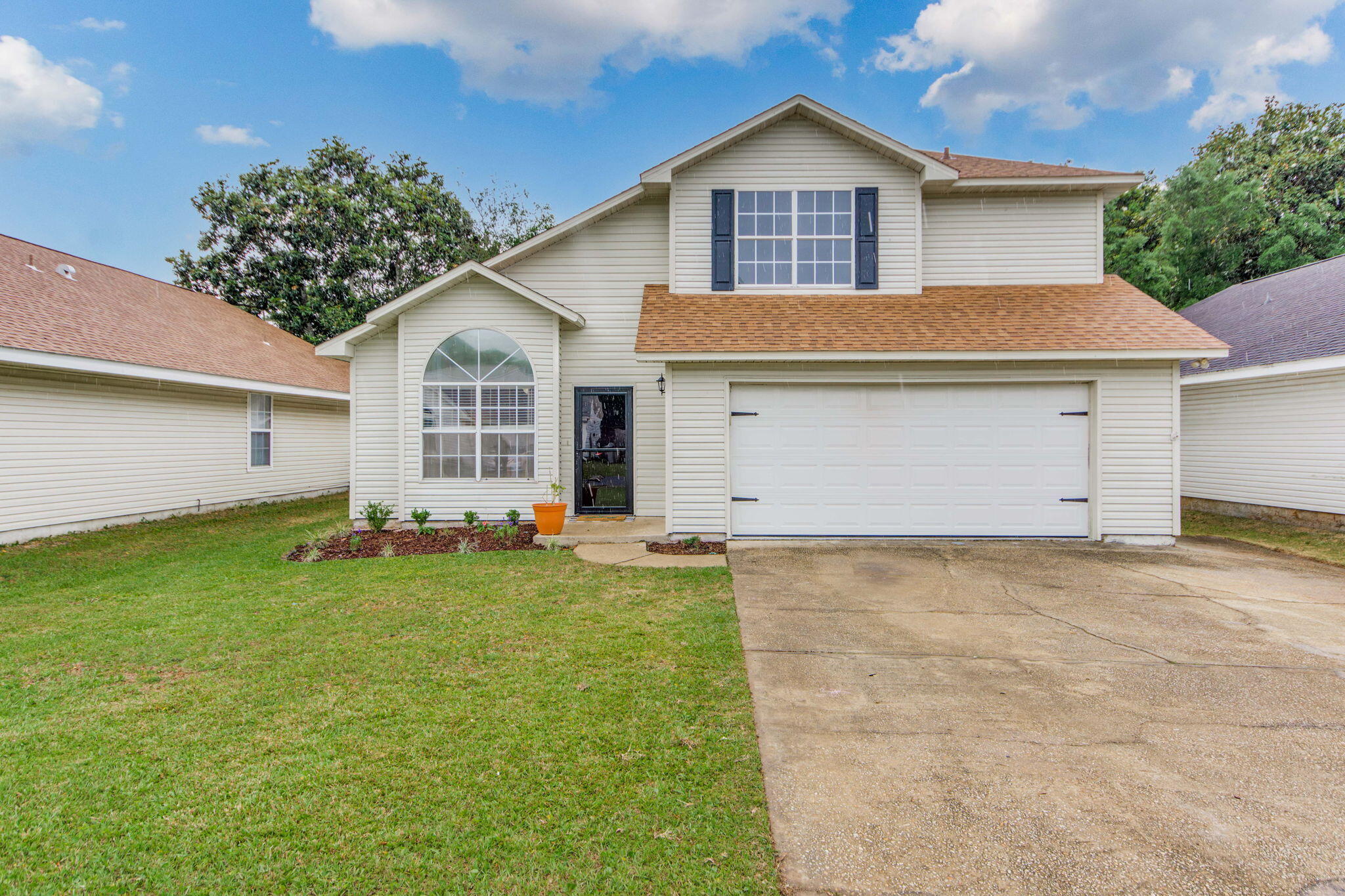 IVALEA GARDENS - Residential