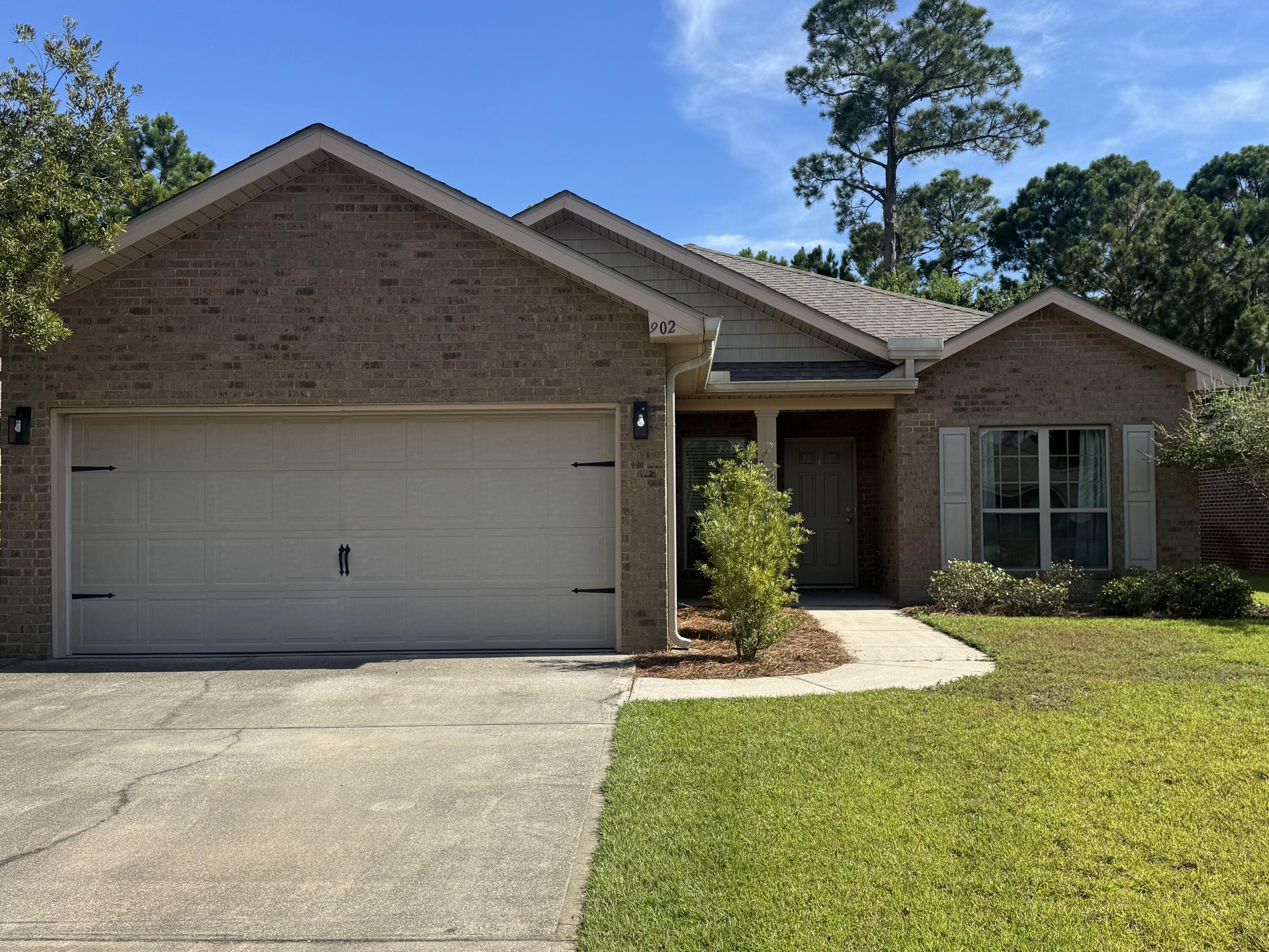 DRIFTWOOD ESTATES - Residential Lease