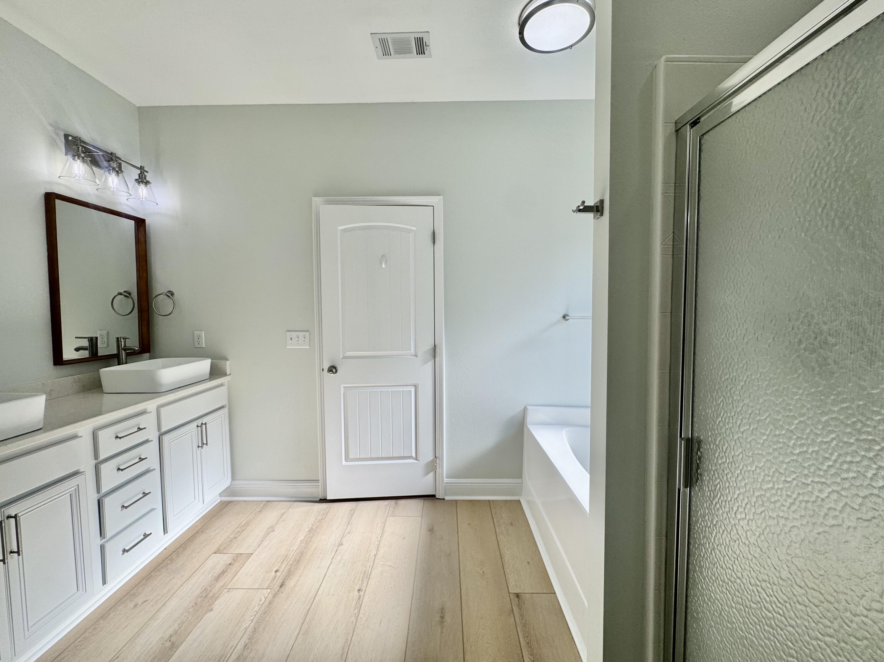 DRIFTWOOD ESTATES - Residential Lease