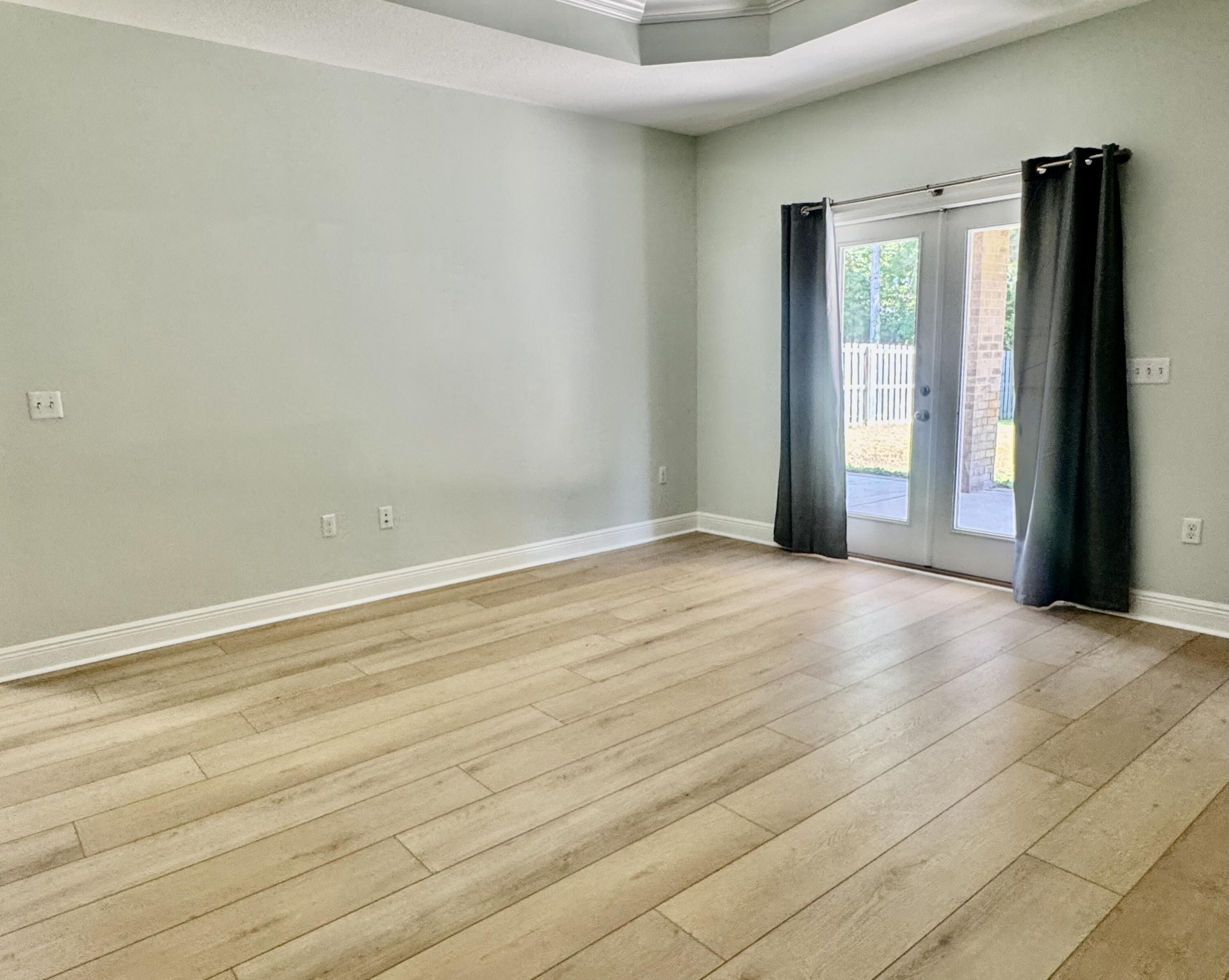DRIFTWOOD ESTATES - Residential Lease