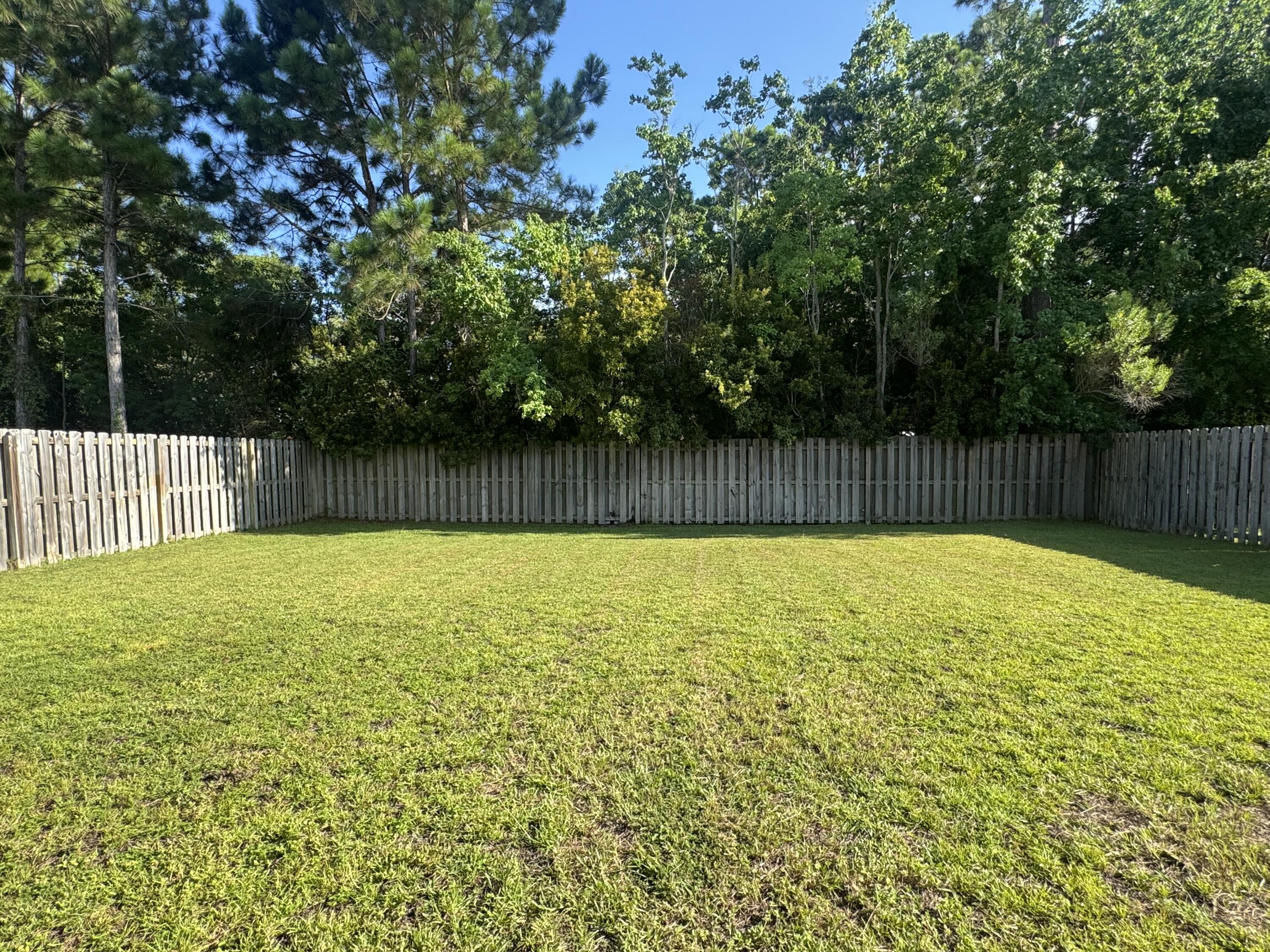 DRIFTWOOD ESTATES - Residential Lease