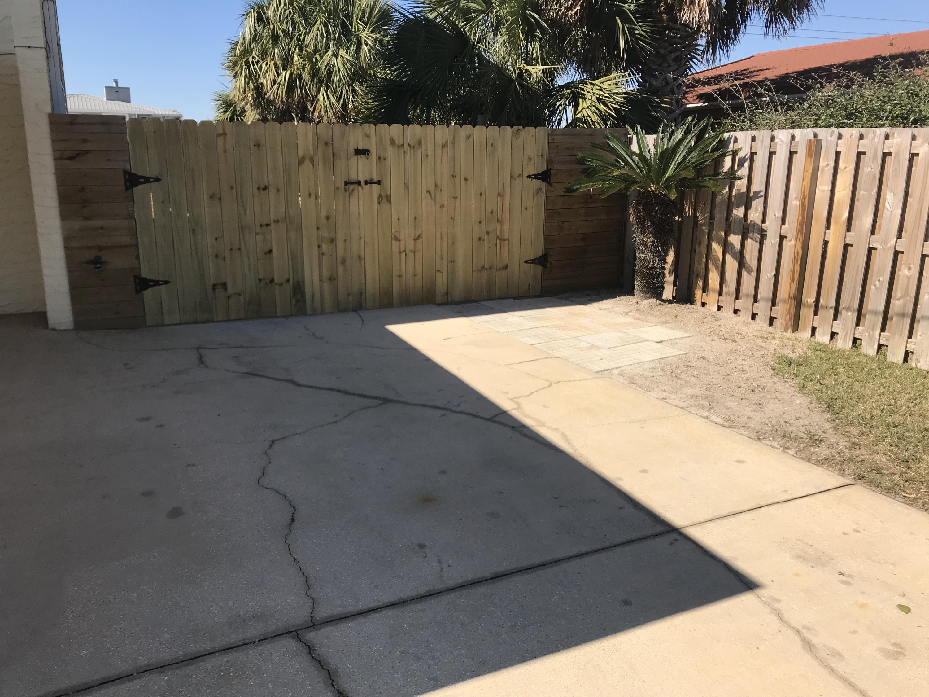 SANTA ROSA ISLAND - Residential