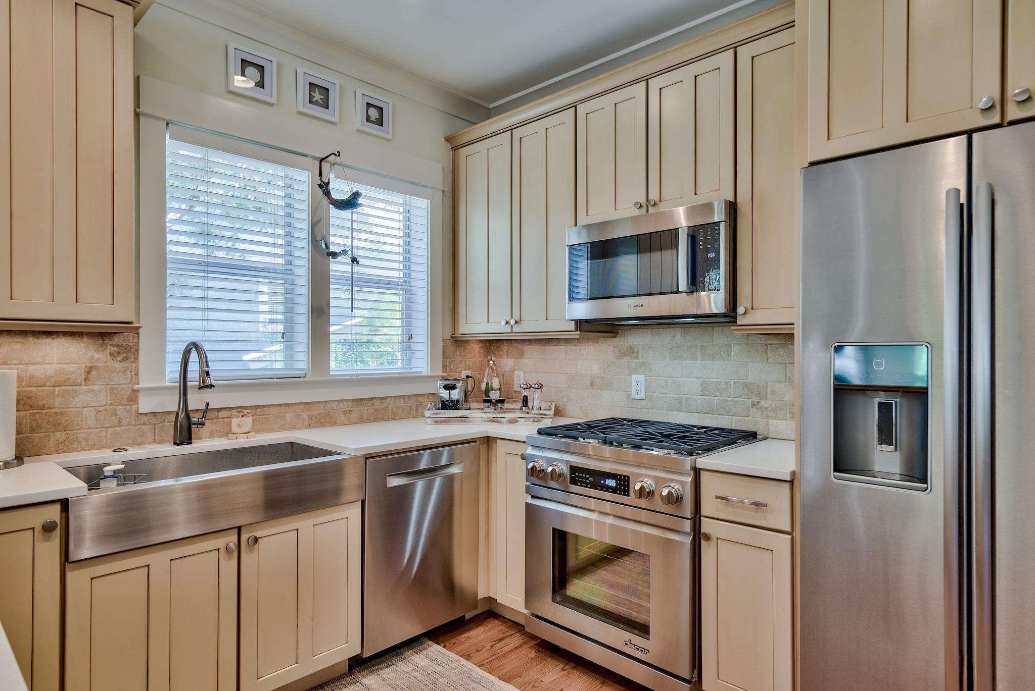 SEA DUNES - Residential