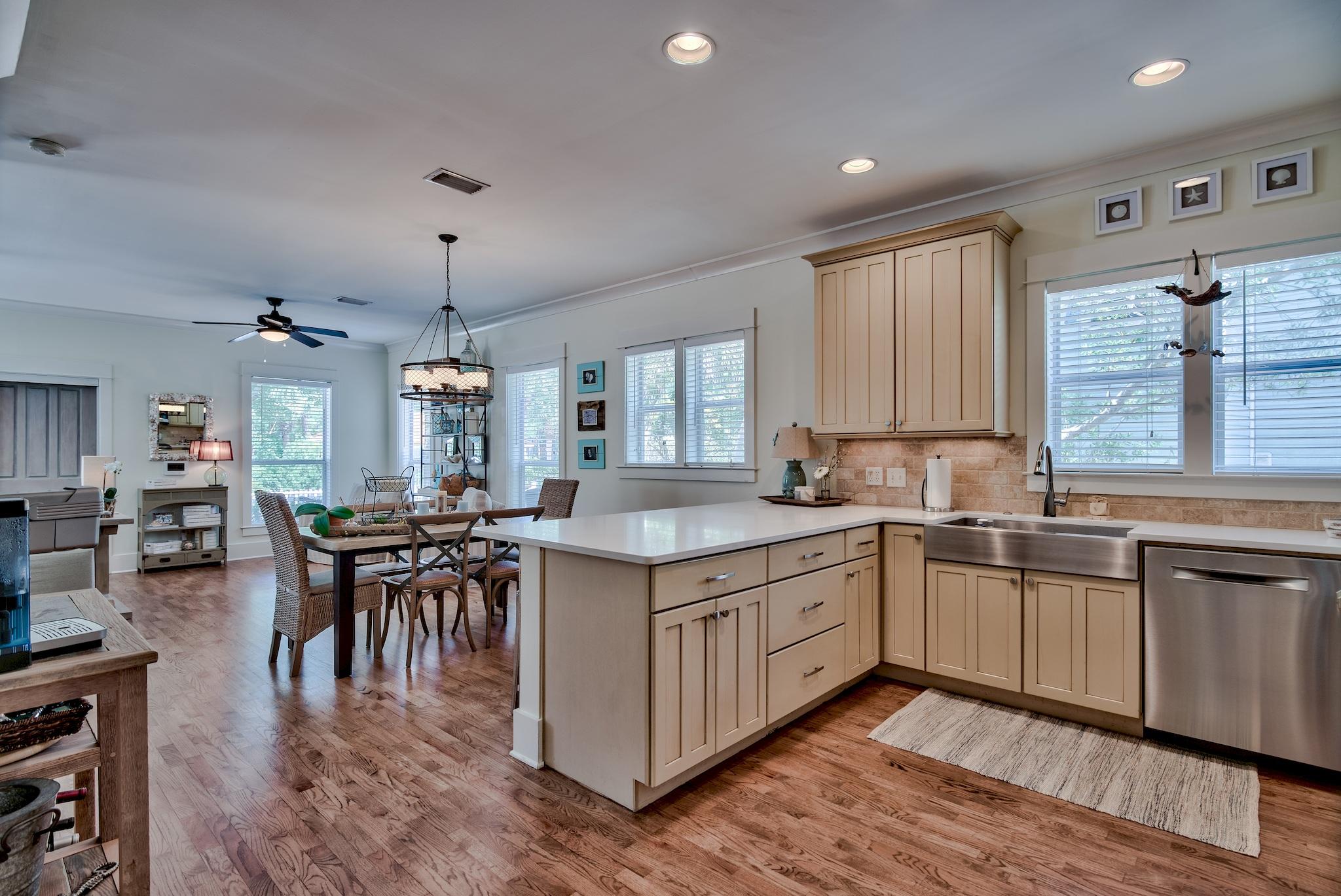 SEA DUNES - Residential