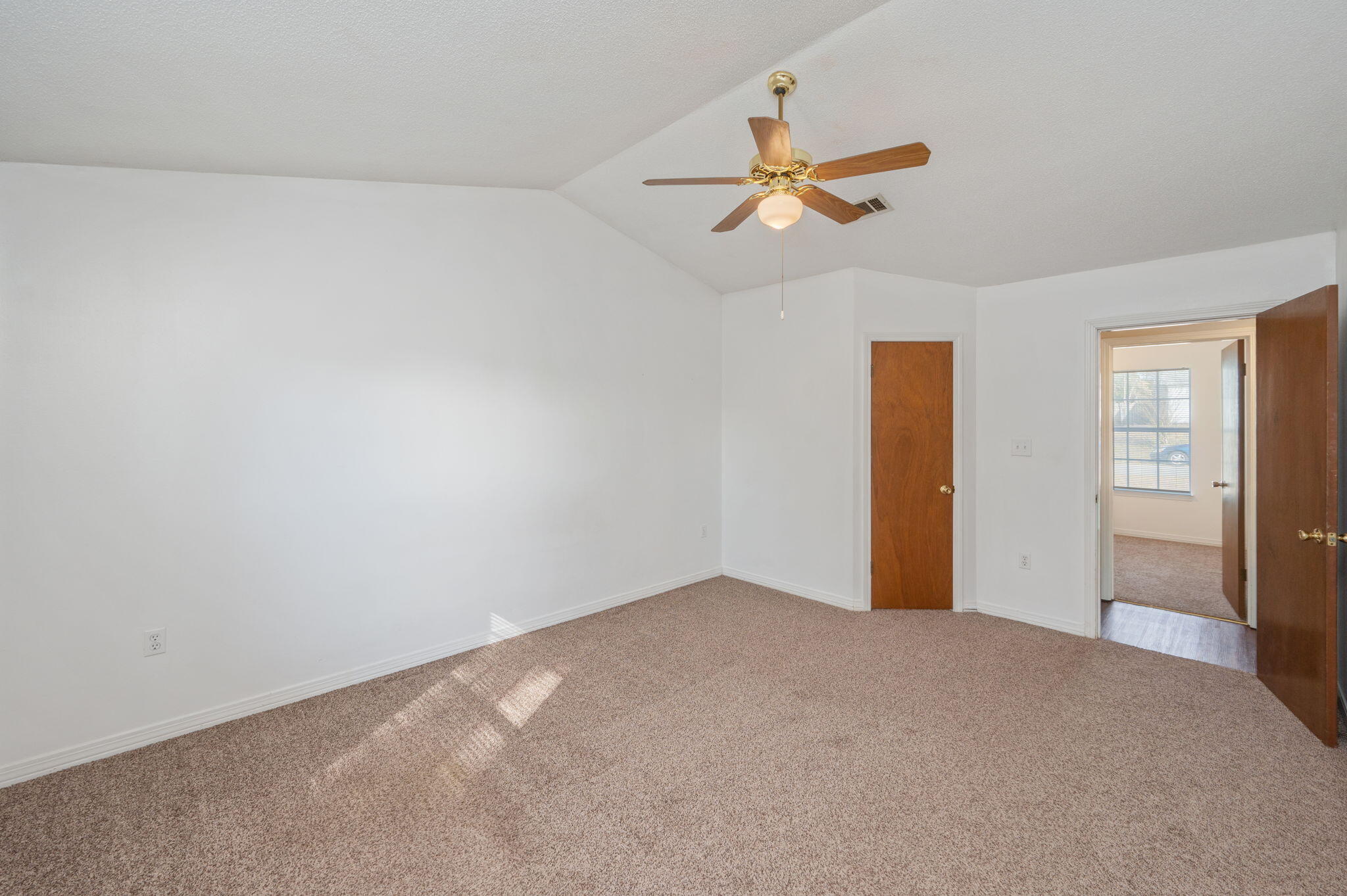 SOUTHVIEW EST PH II - Residential Lease