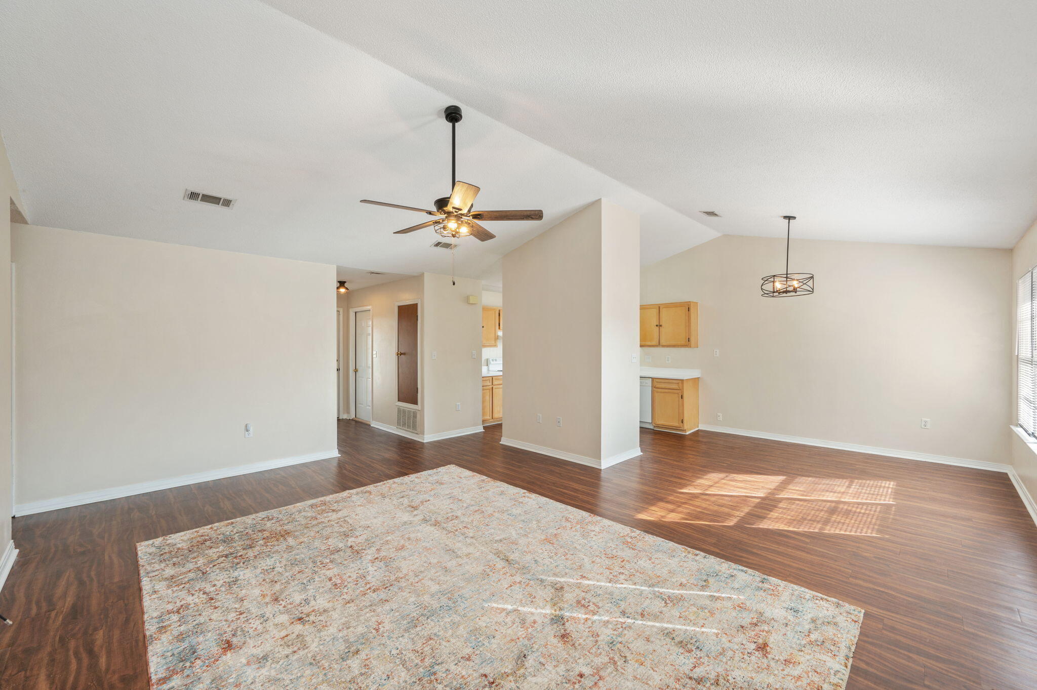 SOUTHVIEW EST PH II - Residential Lease