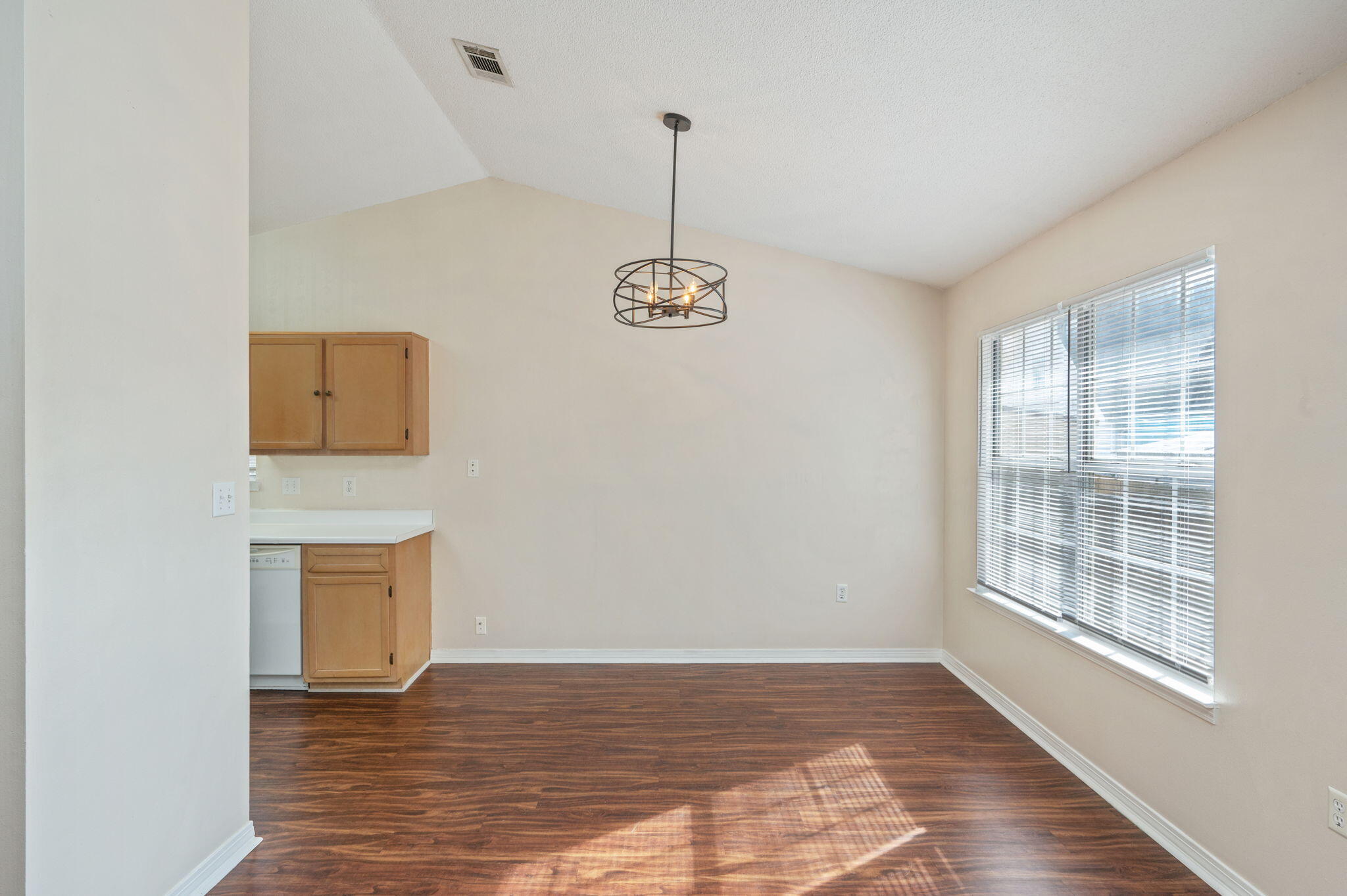 SOUTHVIEW EST PH II - Residential Lease