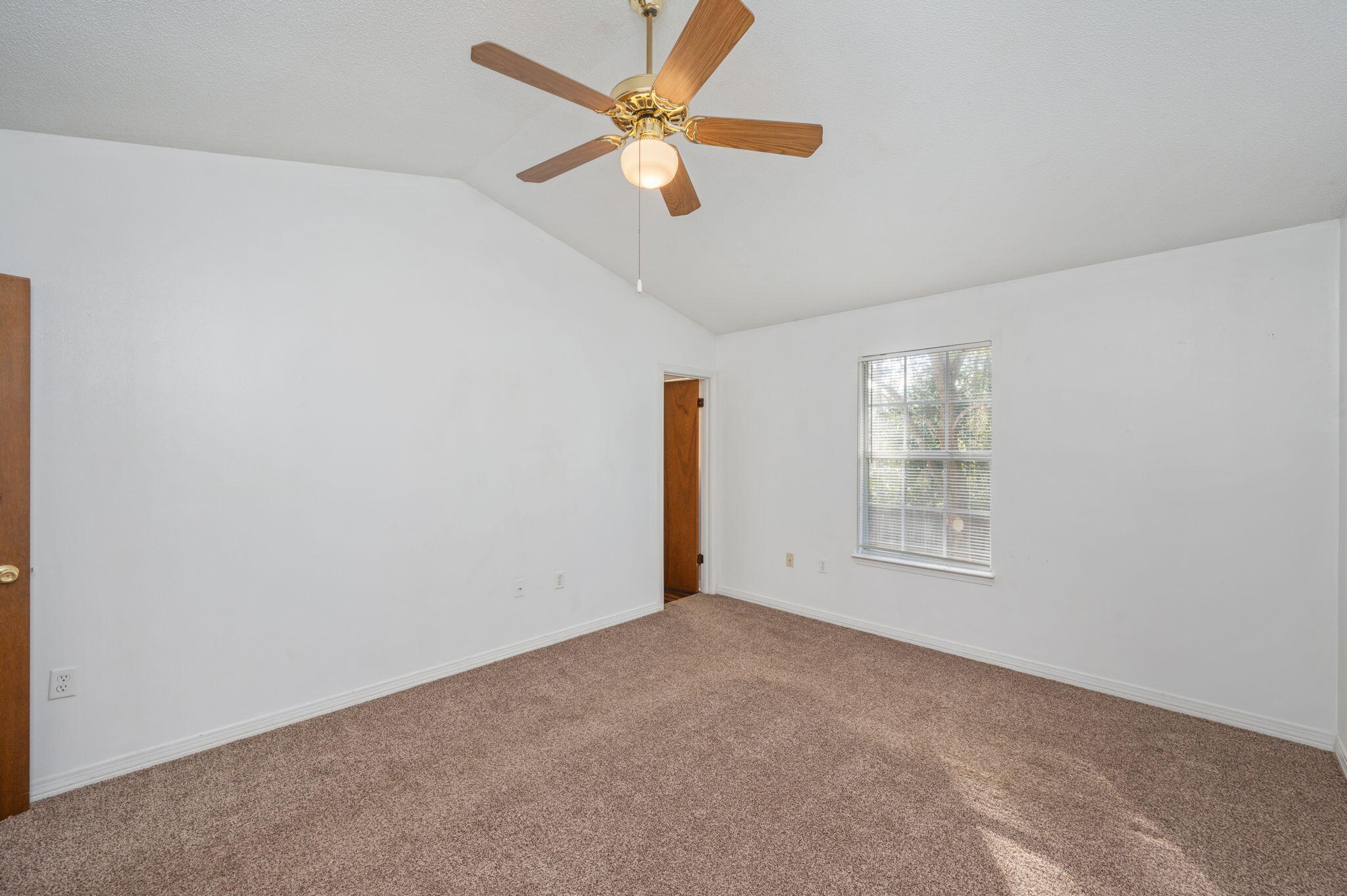 SOUTHVIEW EST PH II - Residential Lease