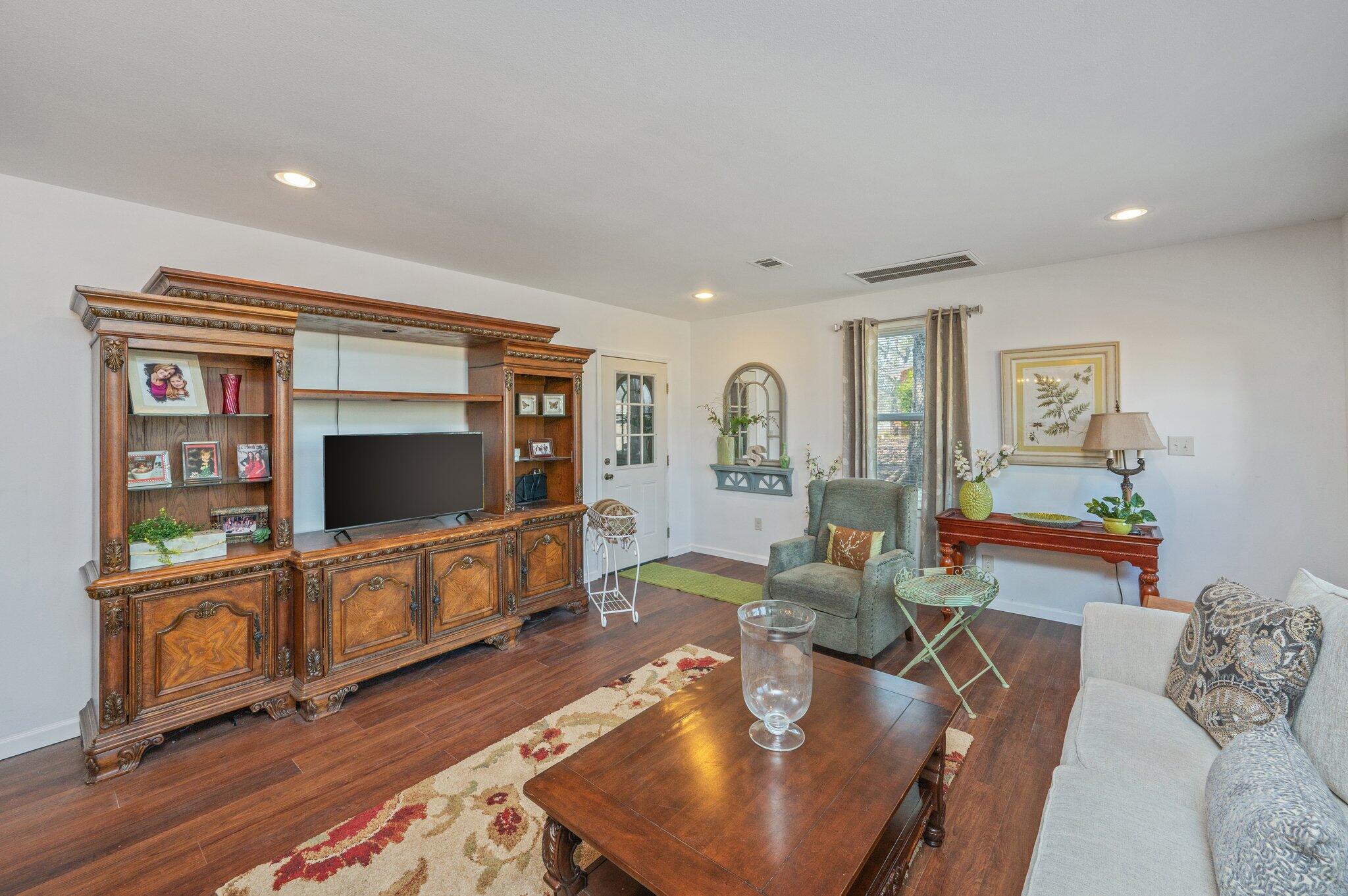 McDuffie - Residential