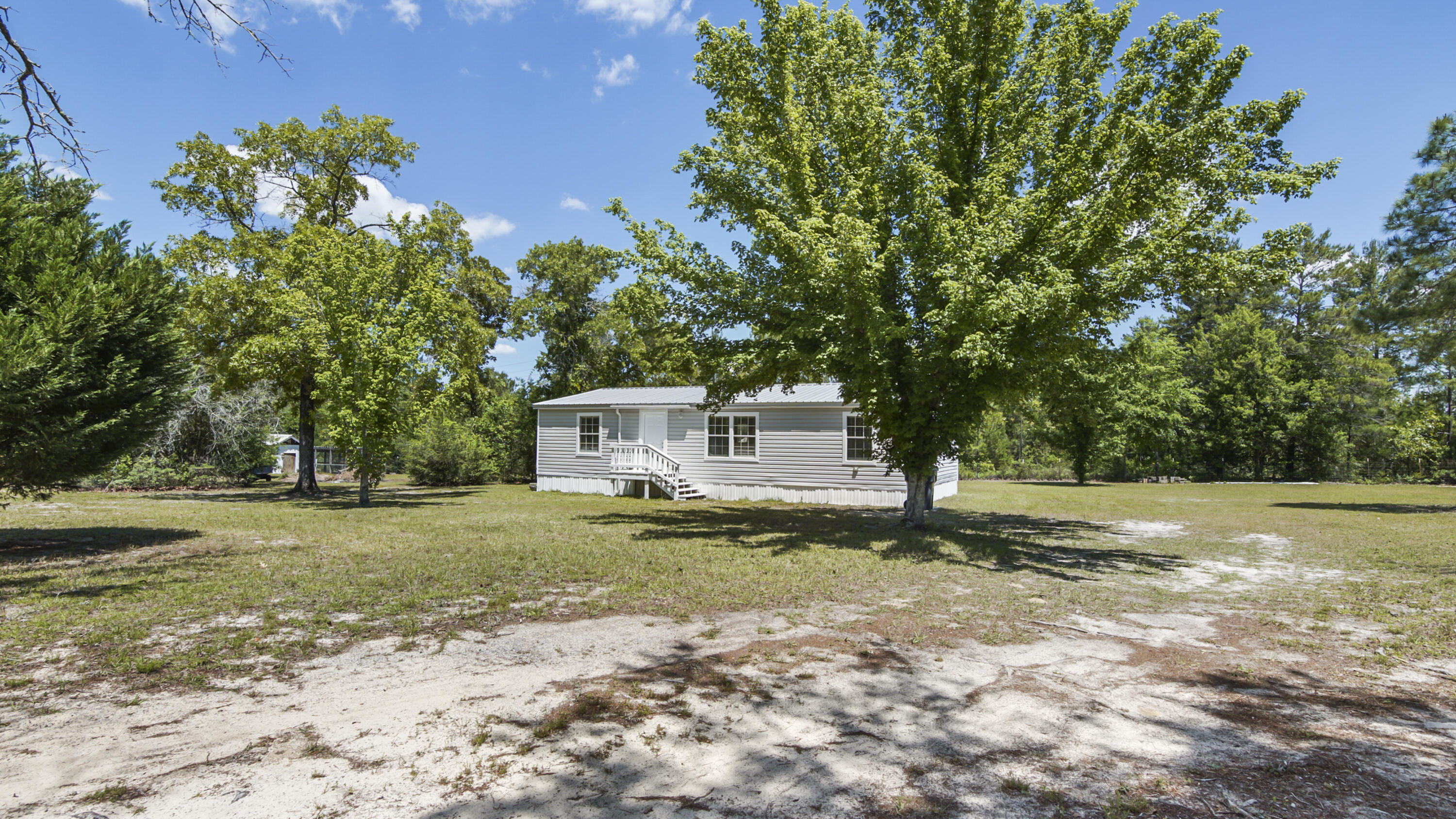 784 Delaware Road