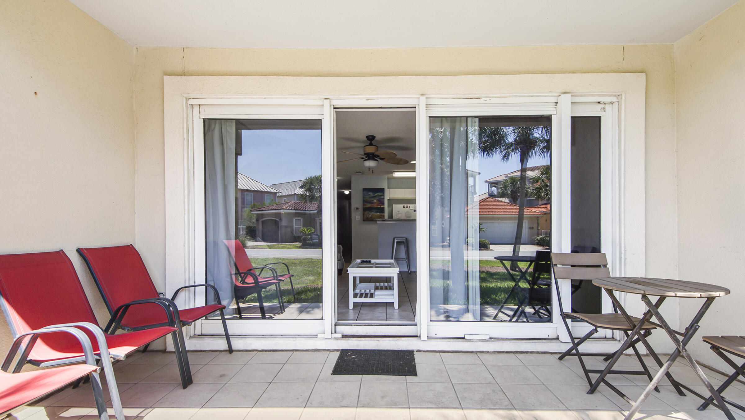 MARAVILLA CONDO 2 - Residential