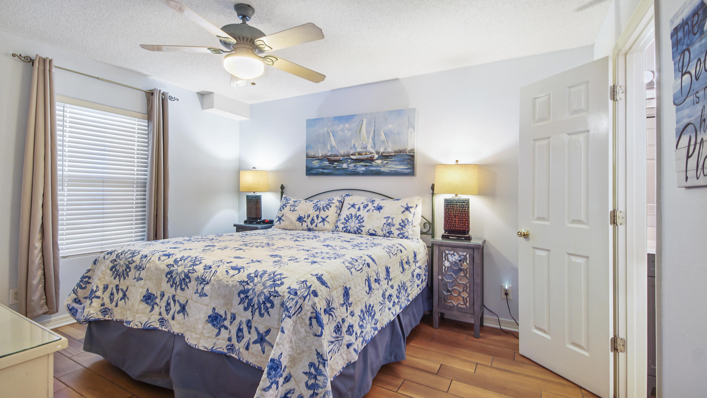 MARAVILLA CONDO 2 - Residential