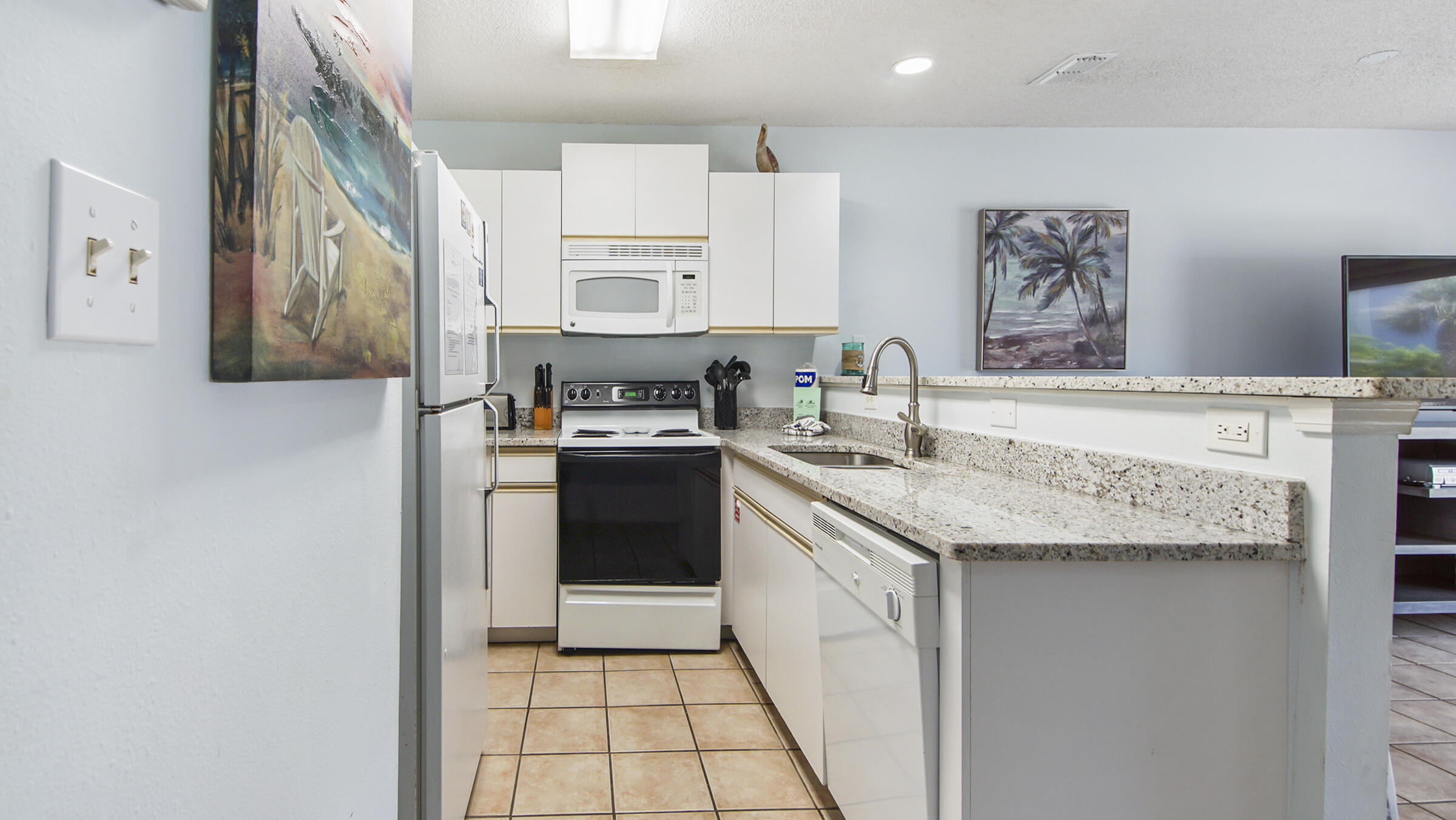 MARAVILLA CONDO 2 - Residential