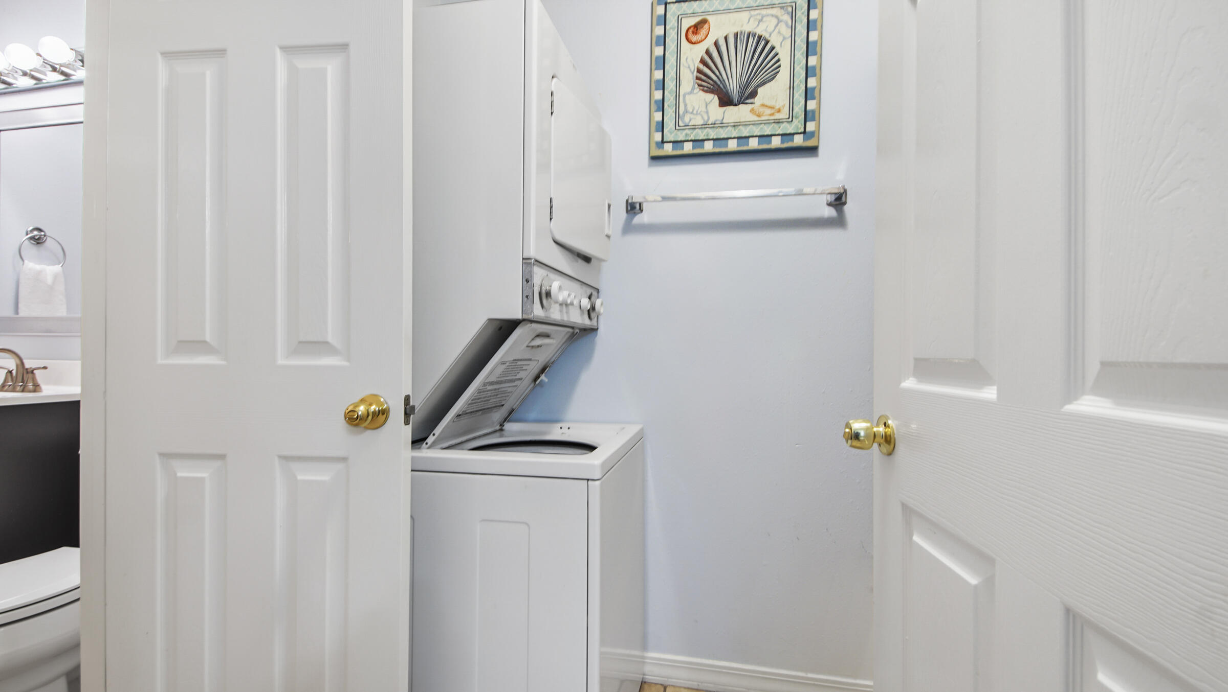 MARAVILLA CONDO 2 - Residential