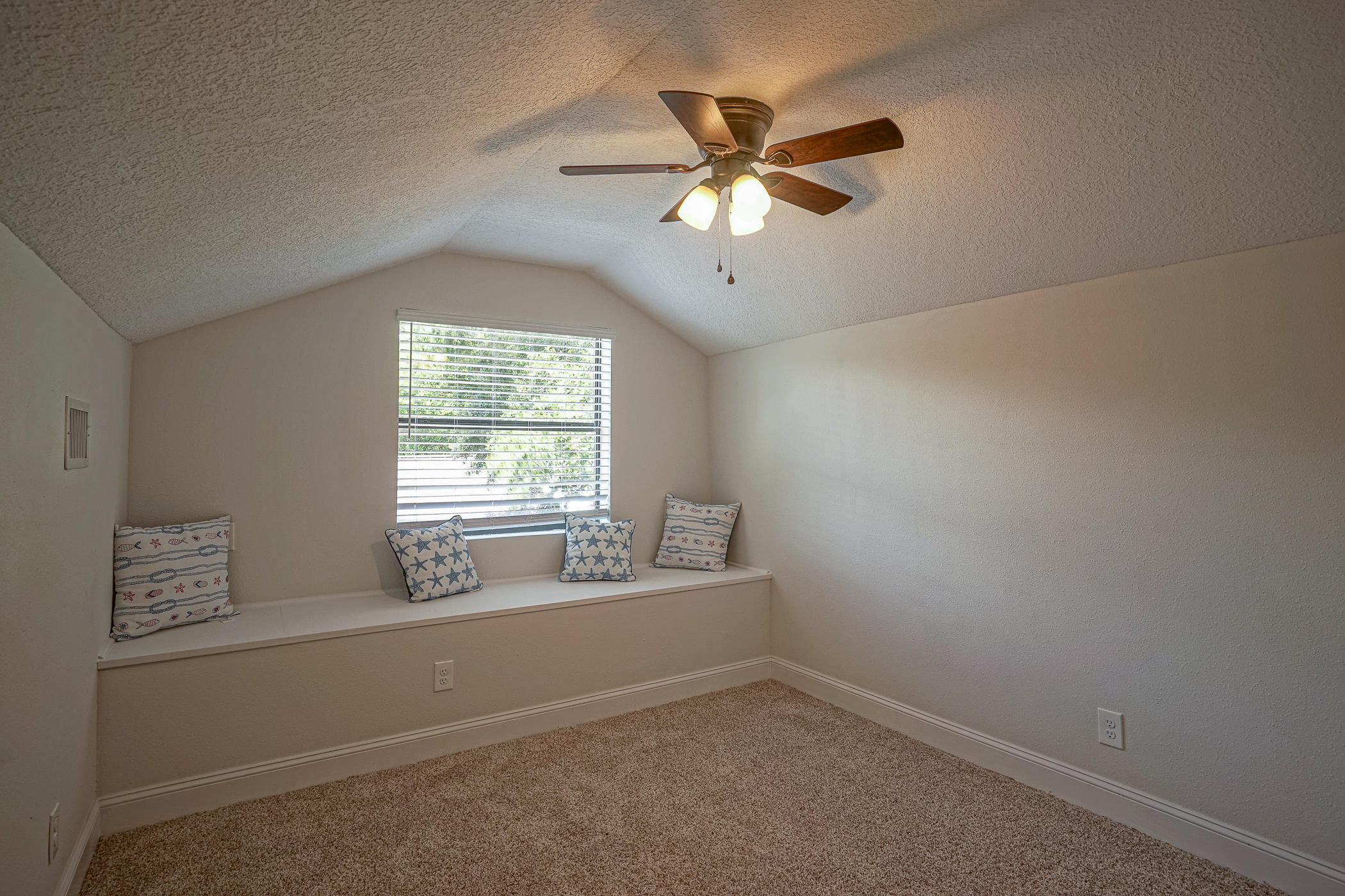 VESTA HEIGHTS - Residential