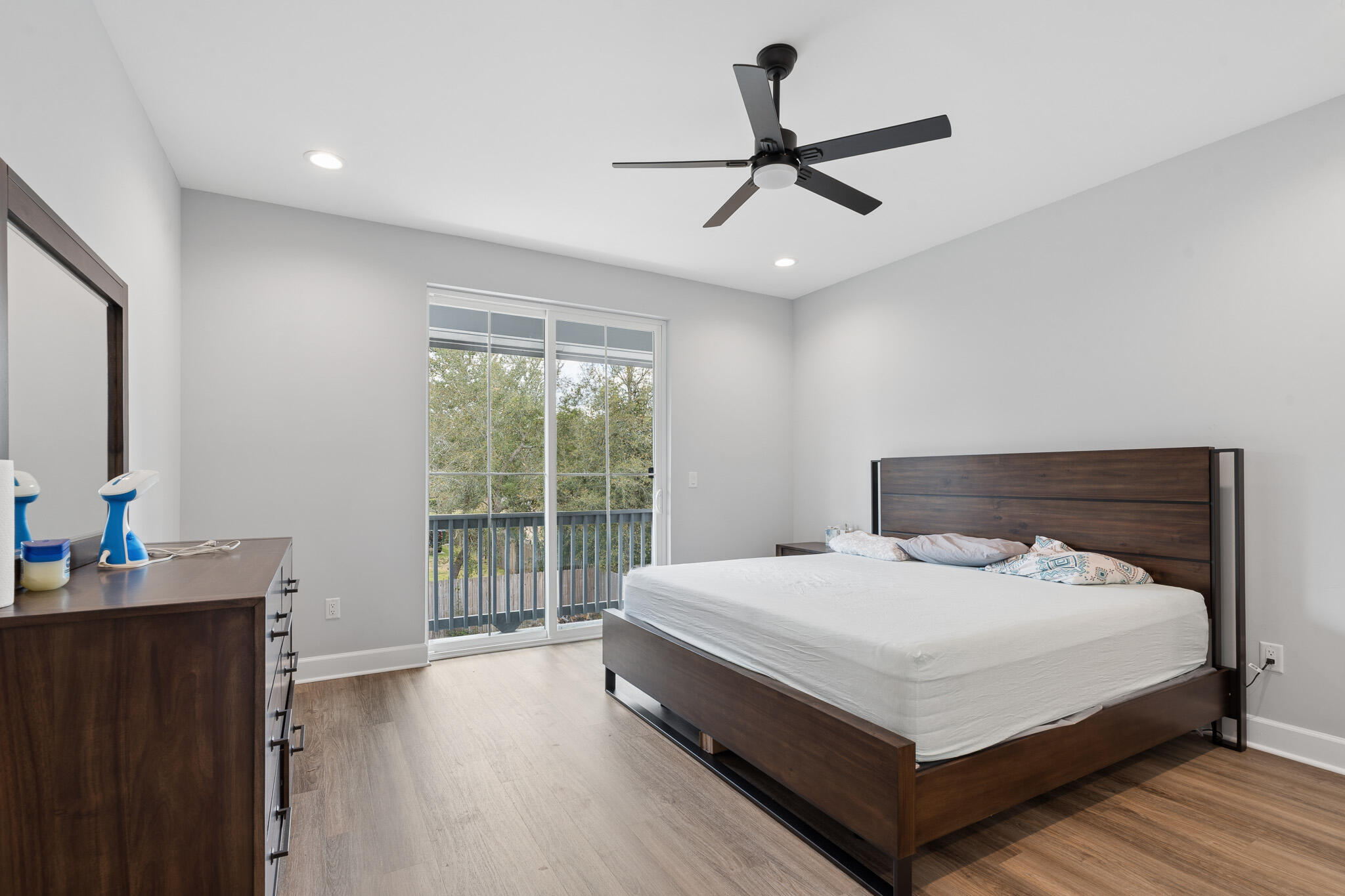 Lake Merial - Residential