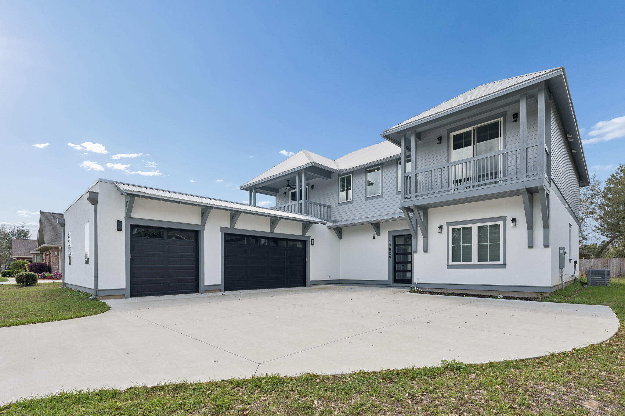 Lake Merial - Residential