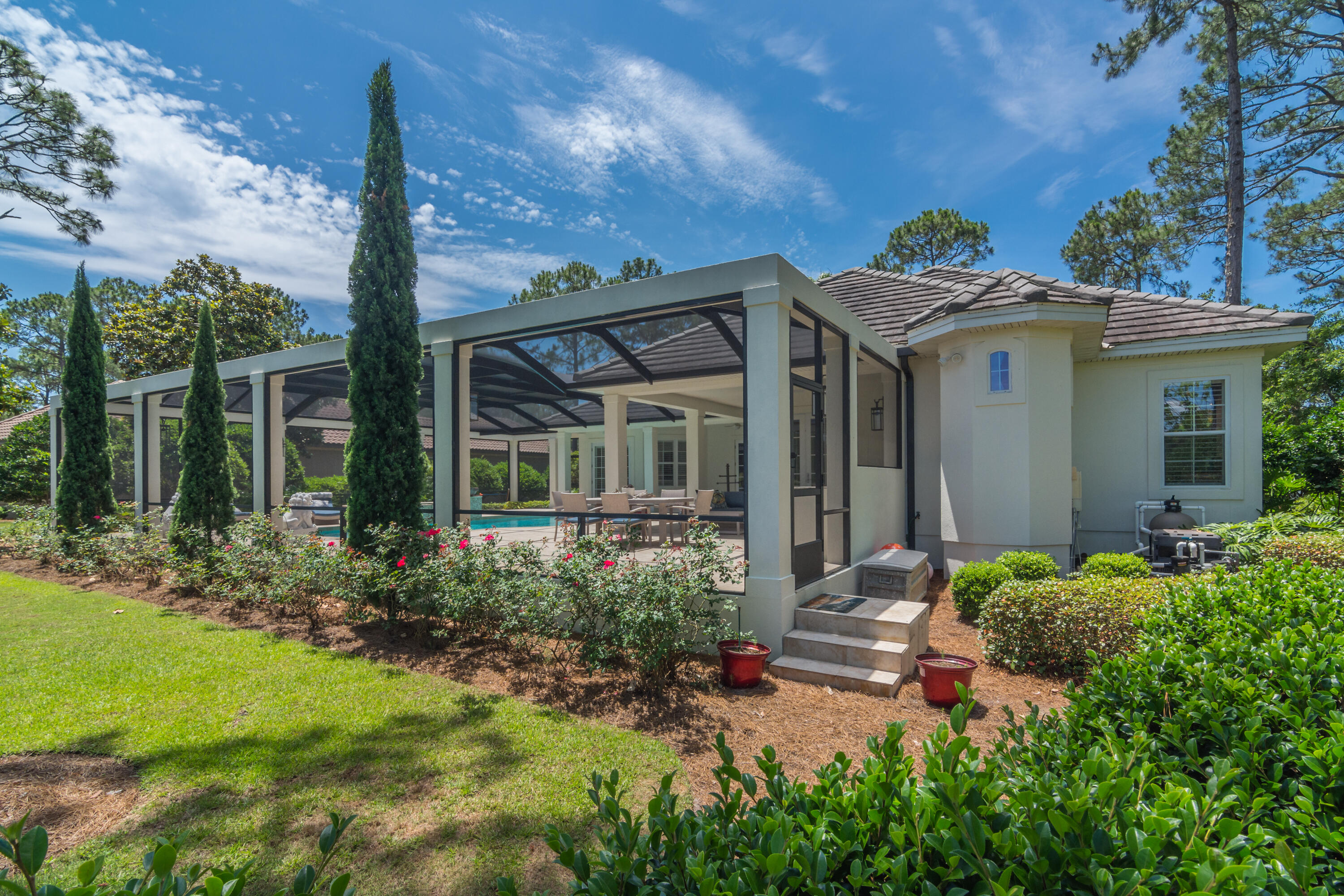 BAYTOWNE AVENUE - Residential
