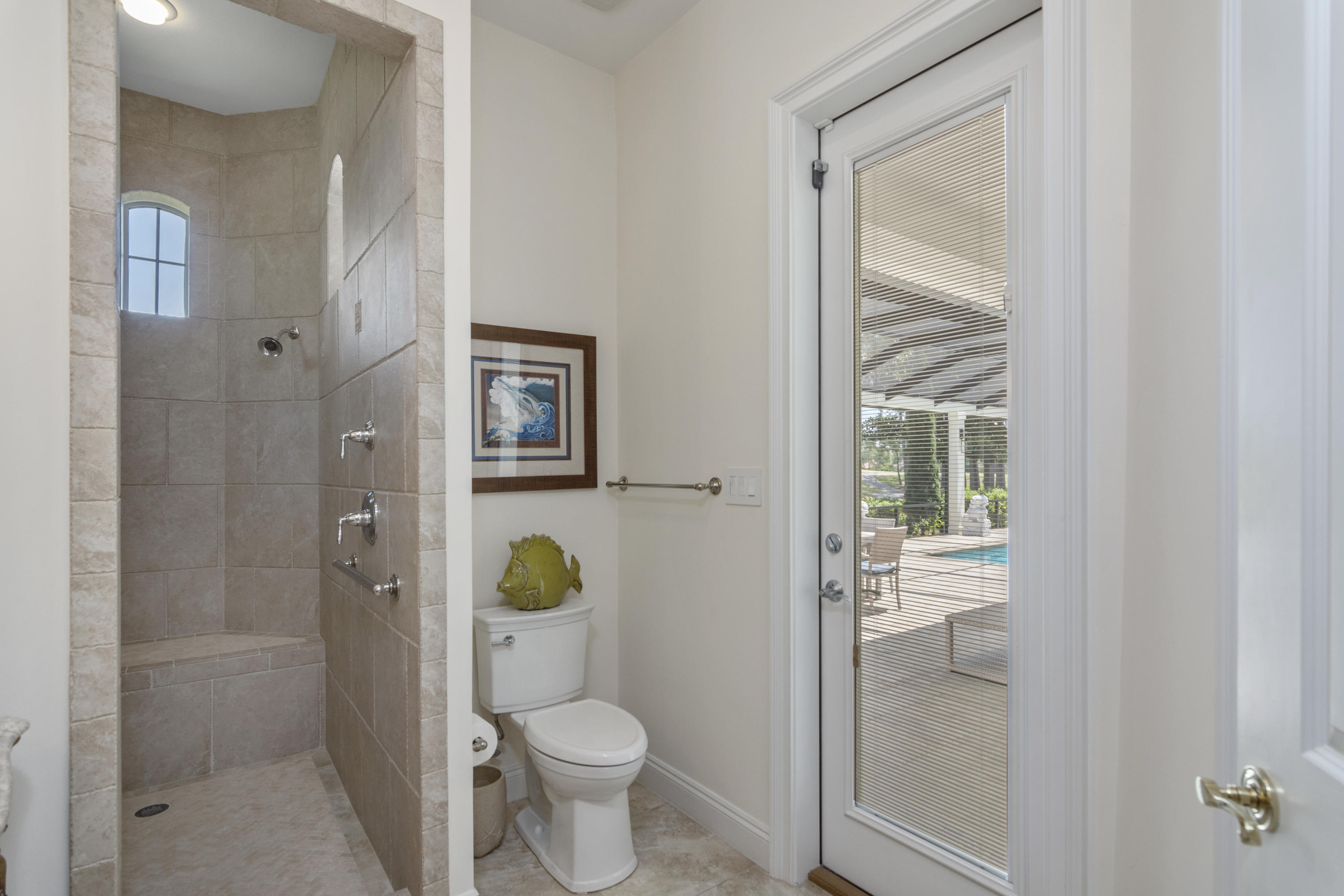 BAYTOWNE AVENUE - Residential