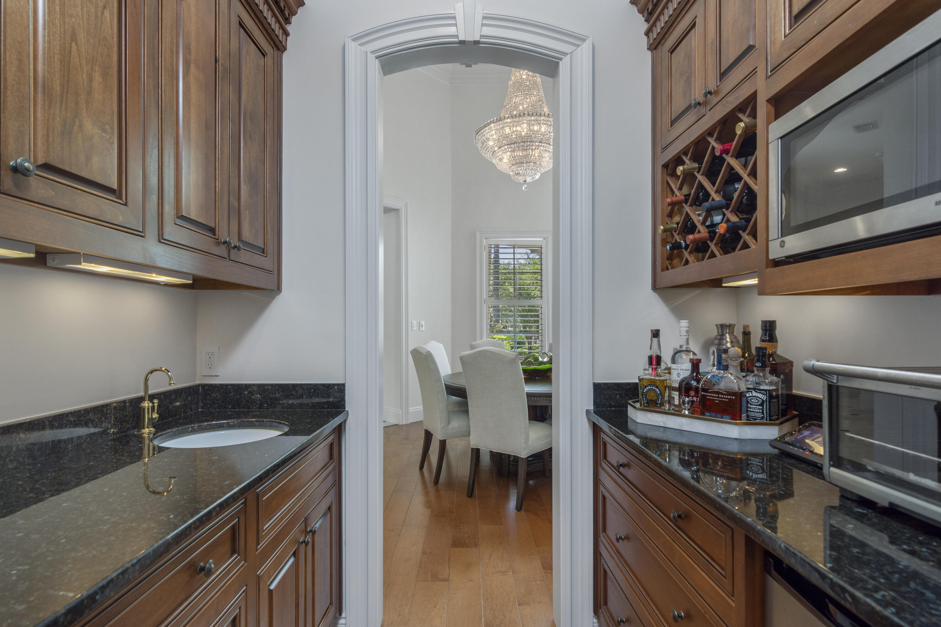 BAYTOWNE AVENUE - Residential