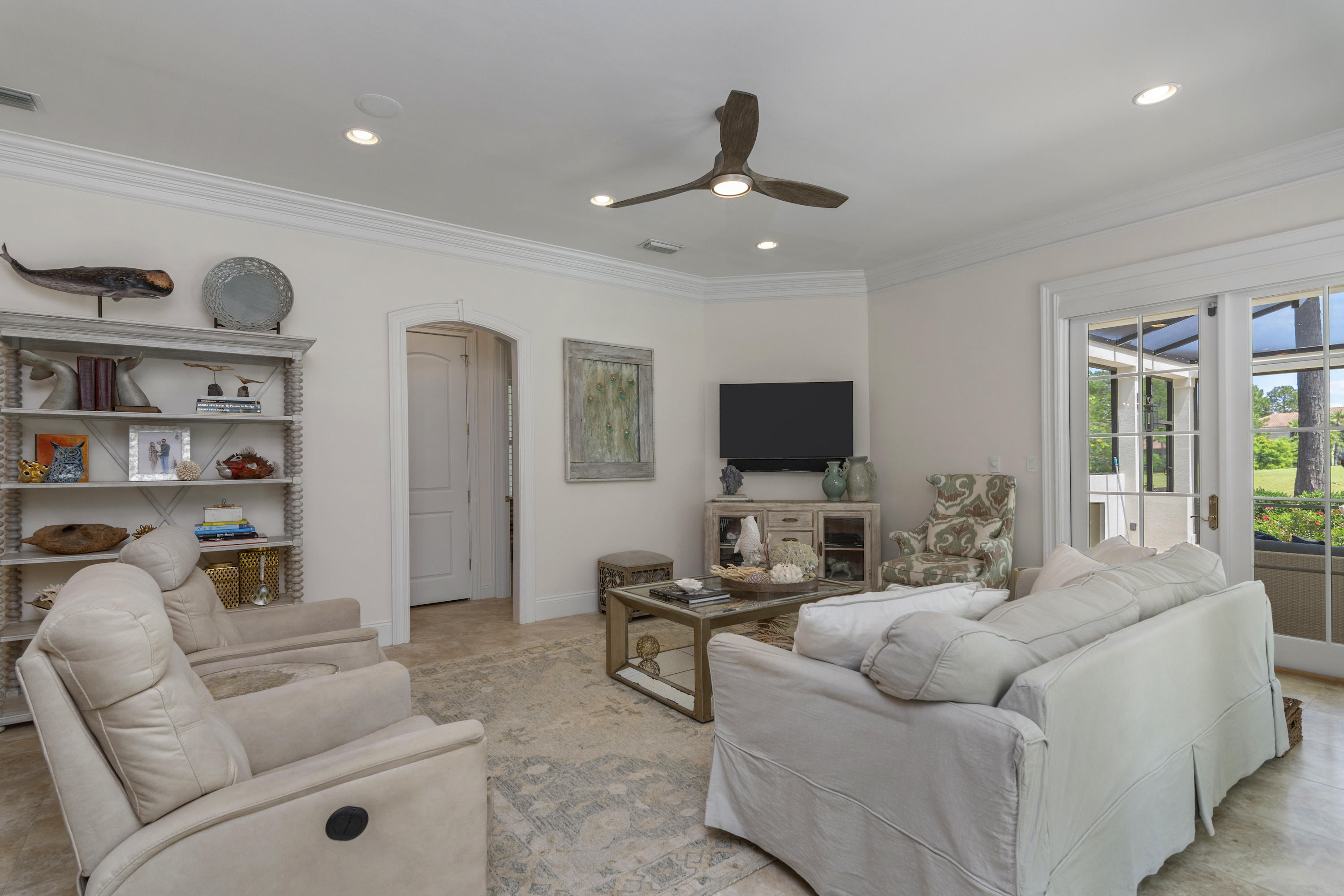 BAYTOWNE AVENUE - Residential
