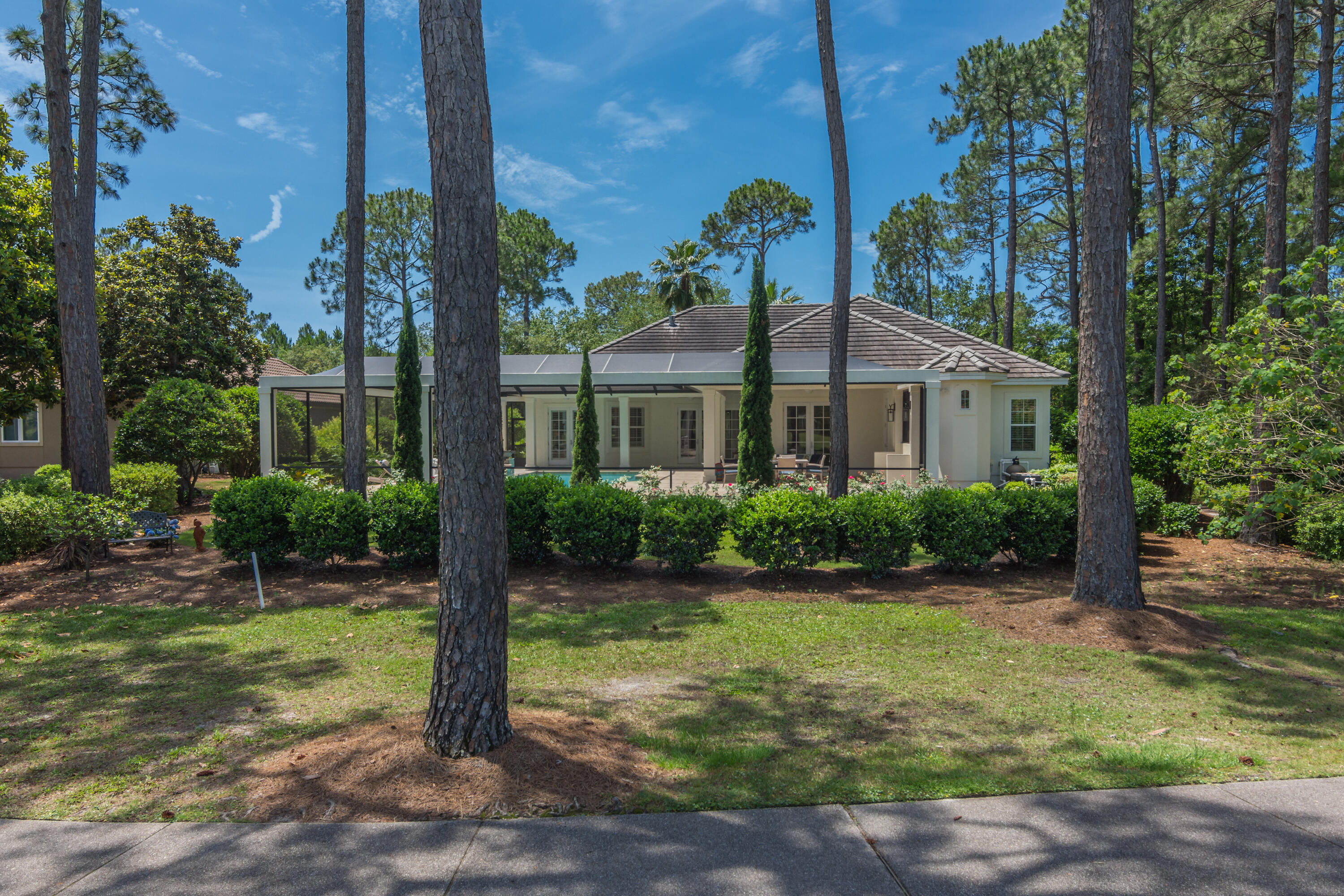 BAYTOWNE AVENUE - Residential