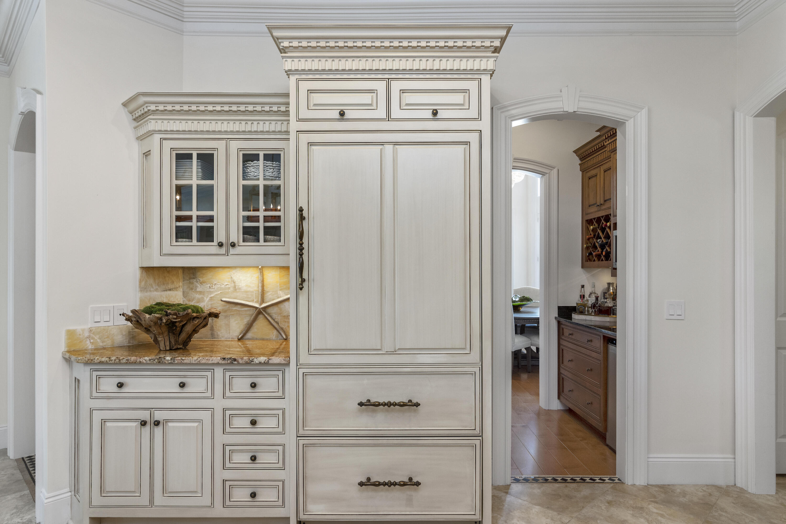 BAYTOWNE AVENUE - Residential