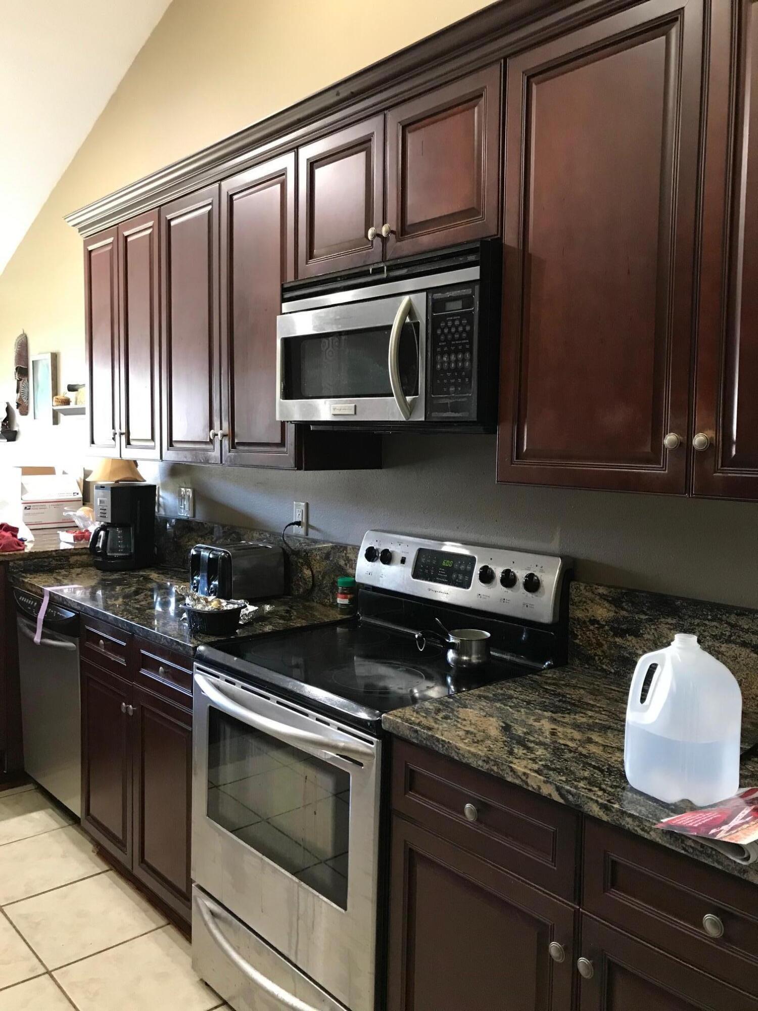 DOROTHY BOWEN ESTATES - Residential