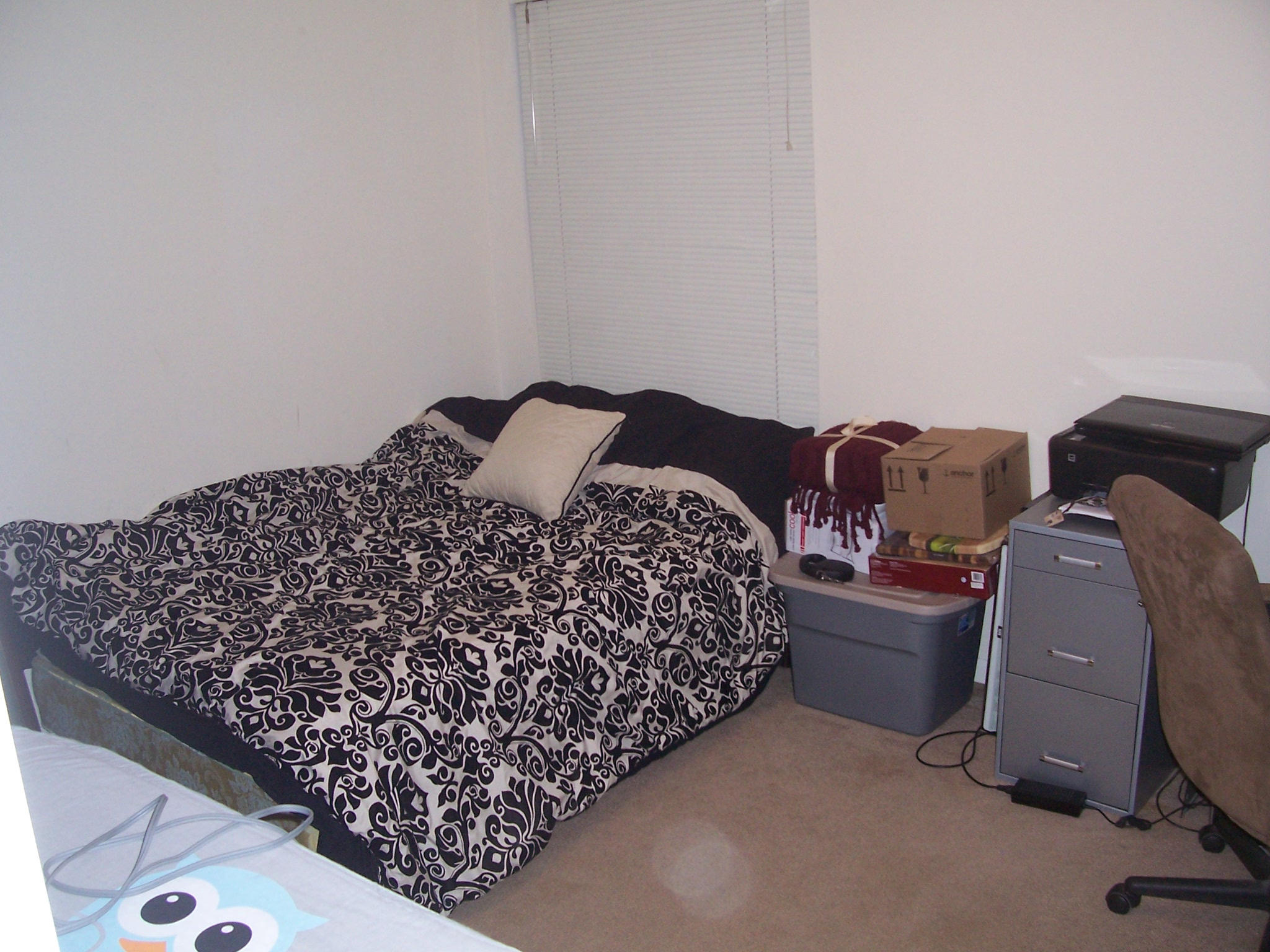 CREEKSIDE - Residential Lease