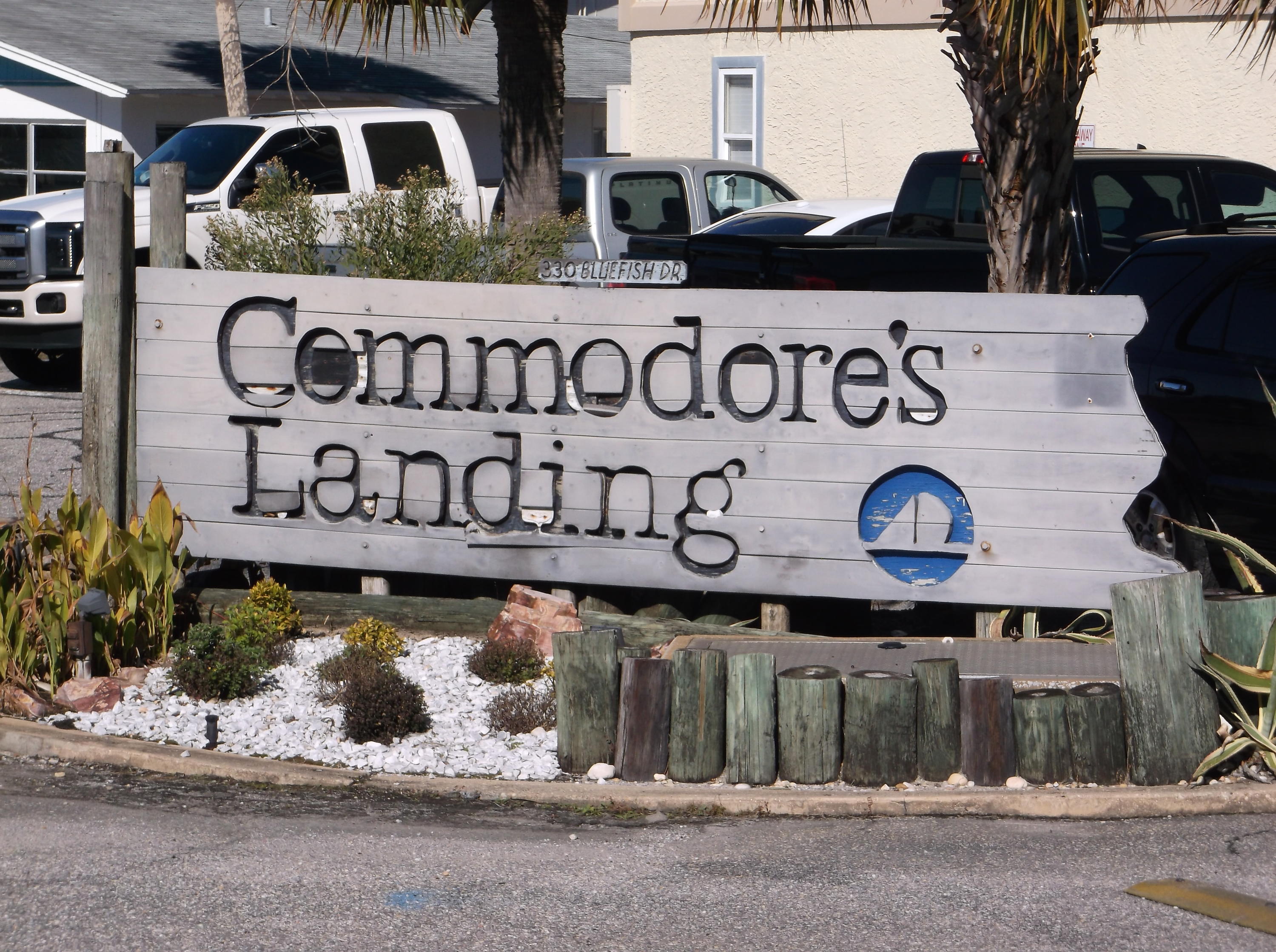 COMMODORES LANDING - Residential