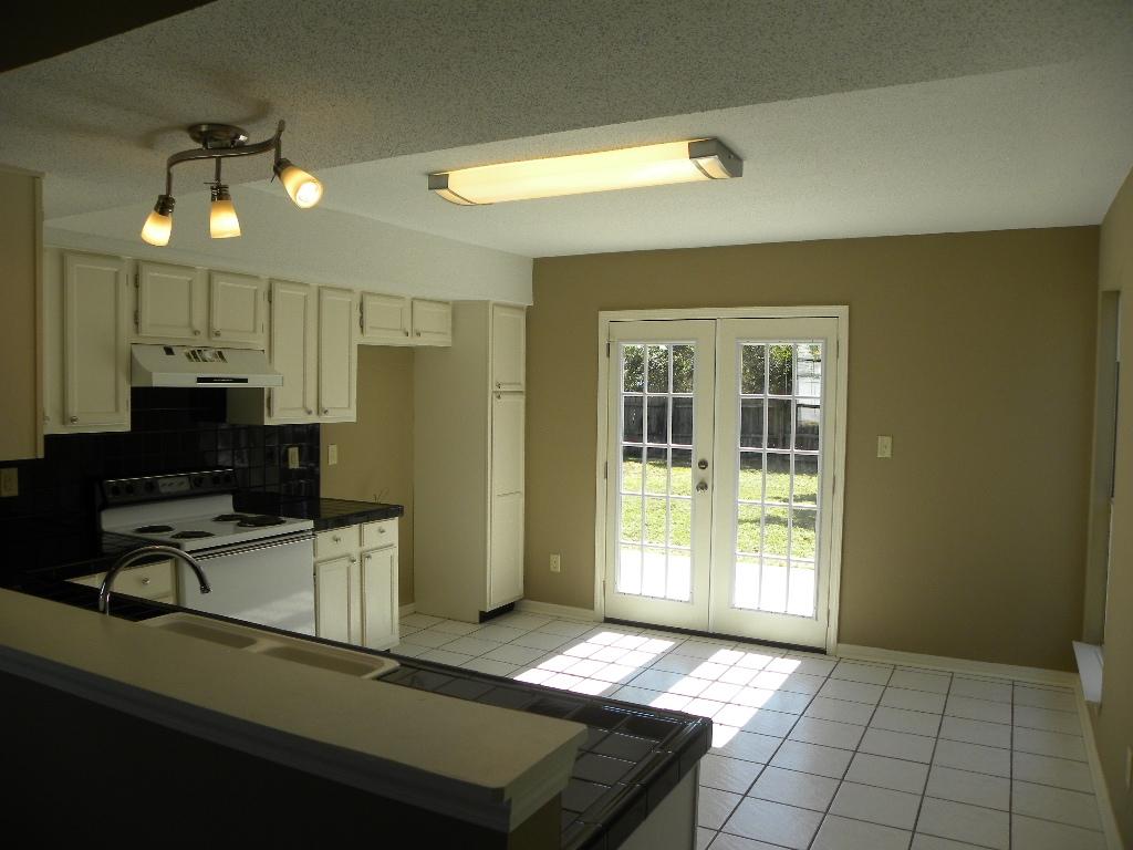 CHATEAU PRES DE LA MER - Residential