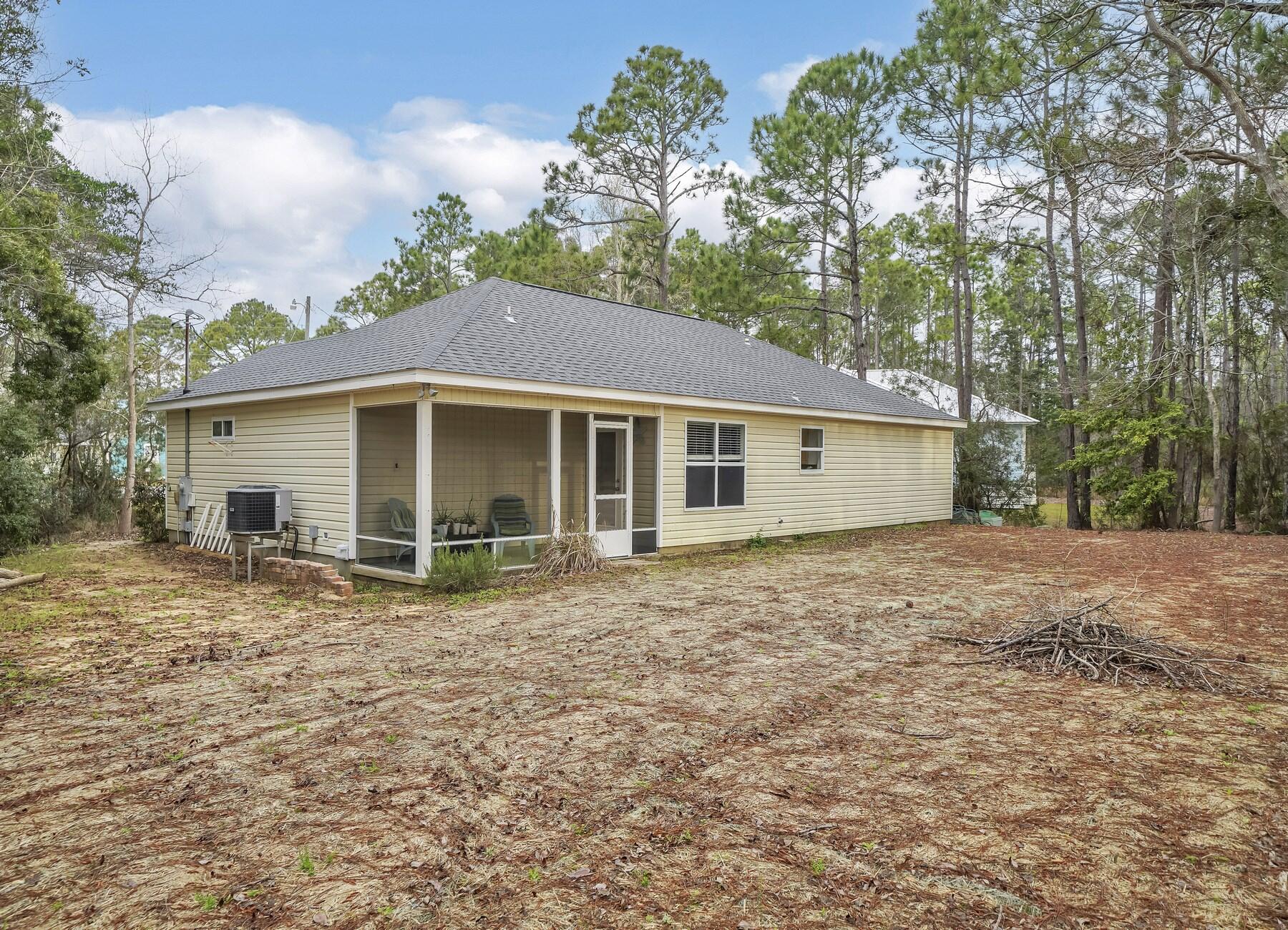 MONARCH ESTATES - Residential