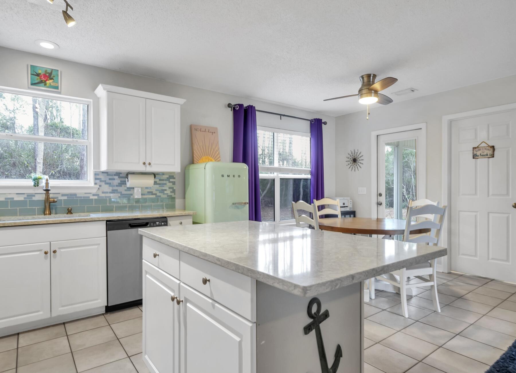 MONARCH ESTATES - Residential