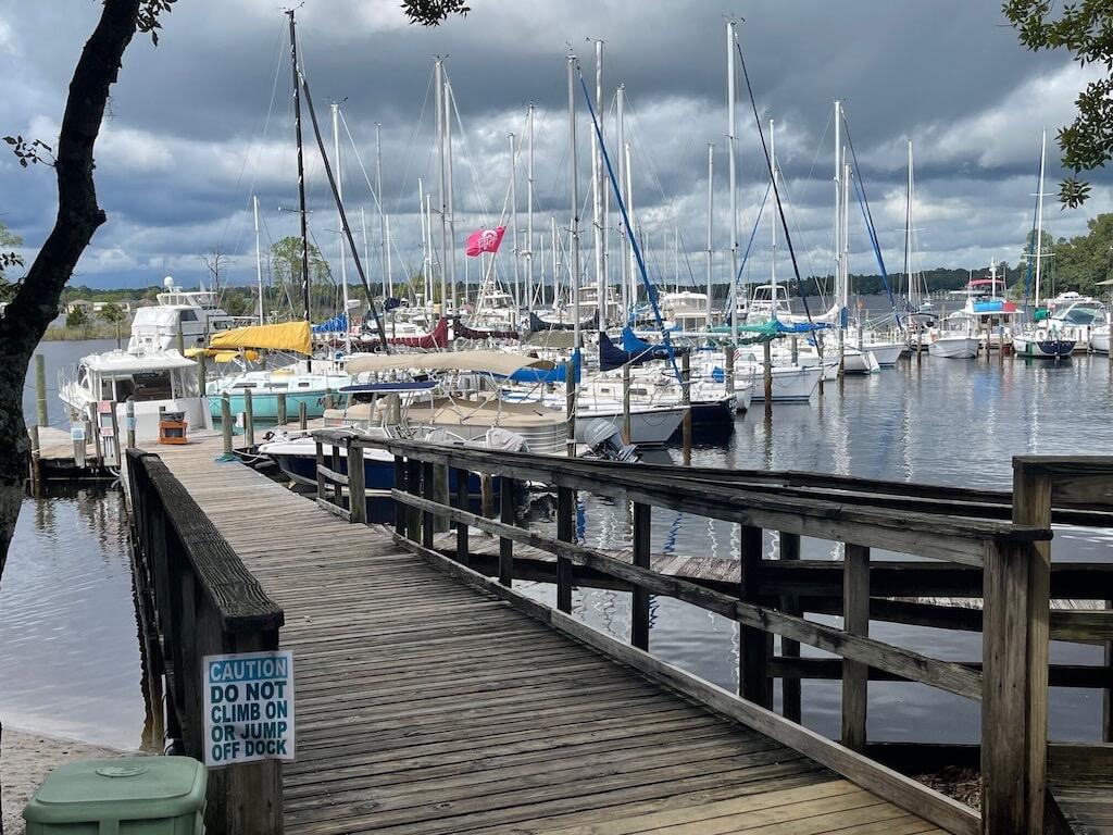 MARINA COVE VILLAGE PH 1 - Residential Lease