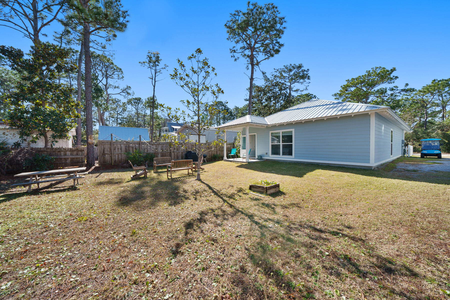 GULF SHORE MANOR - Residential