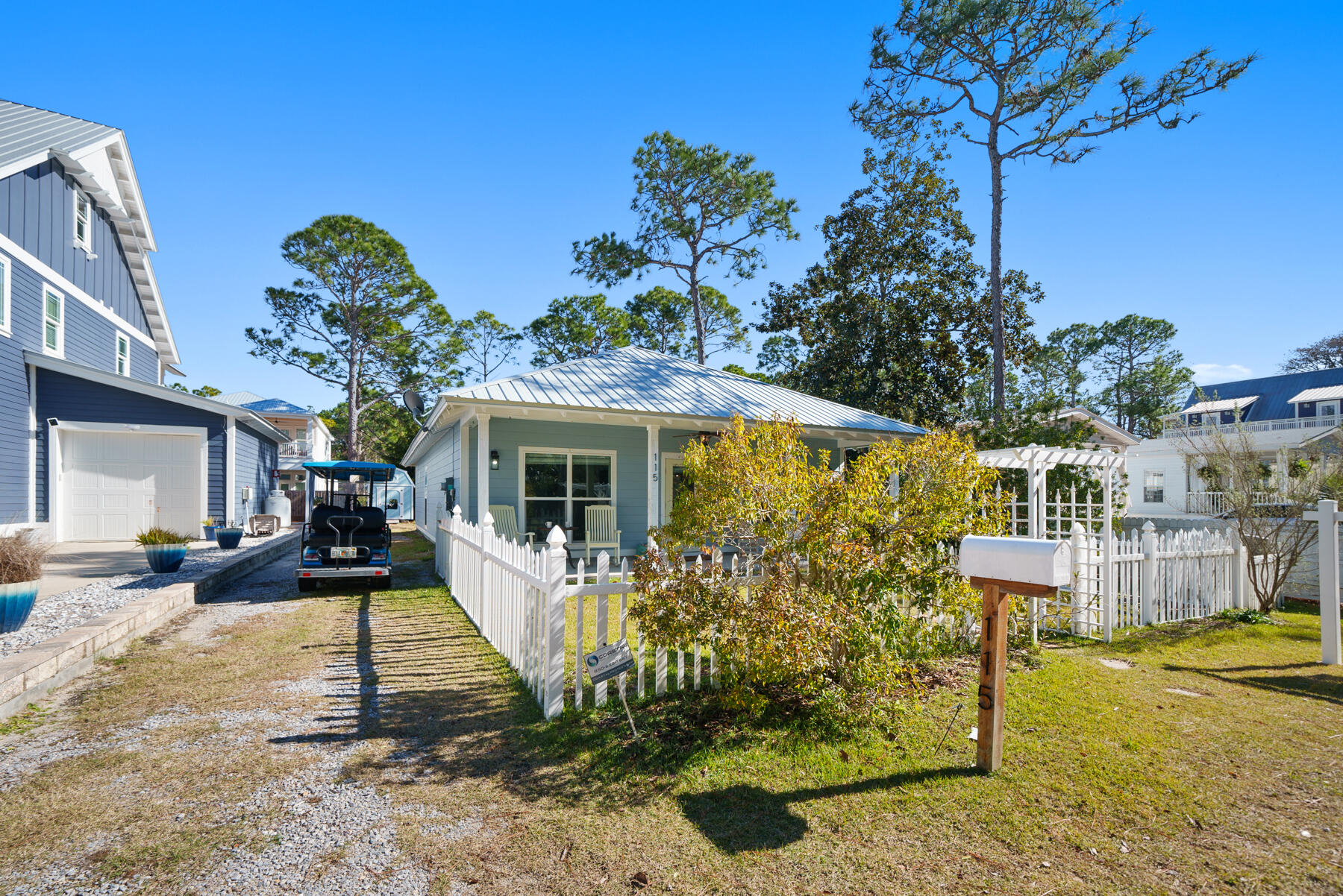 GULF SHORE MANOR - Residential