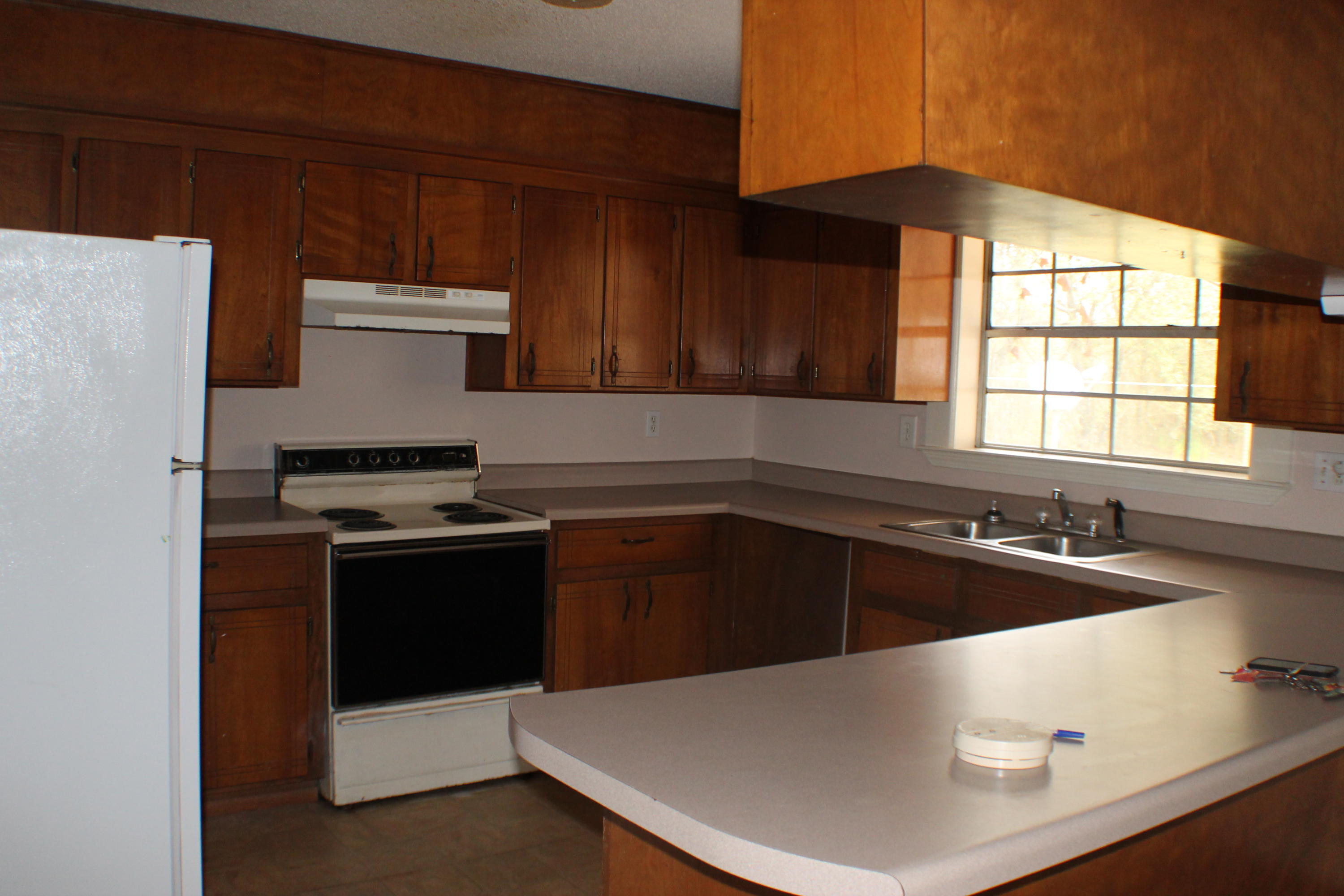 OAKDALE - Residential Lease