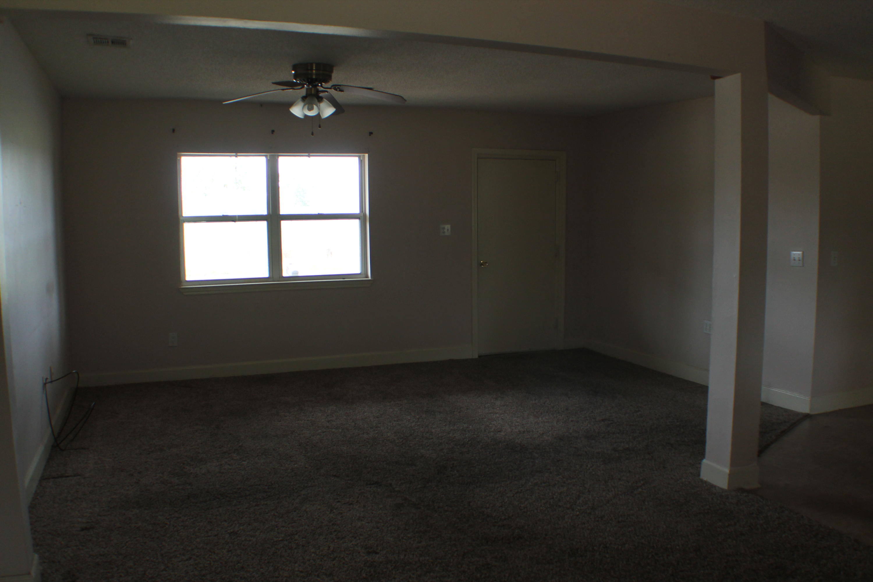 OAKDALE - Residential Lease