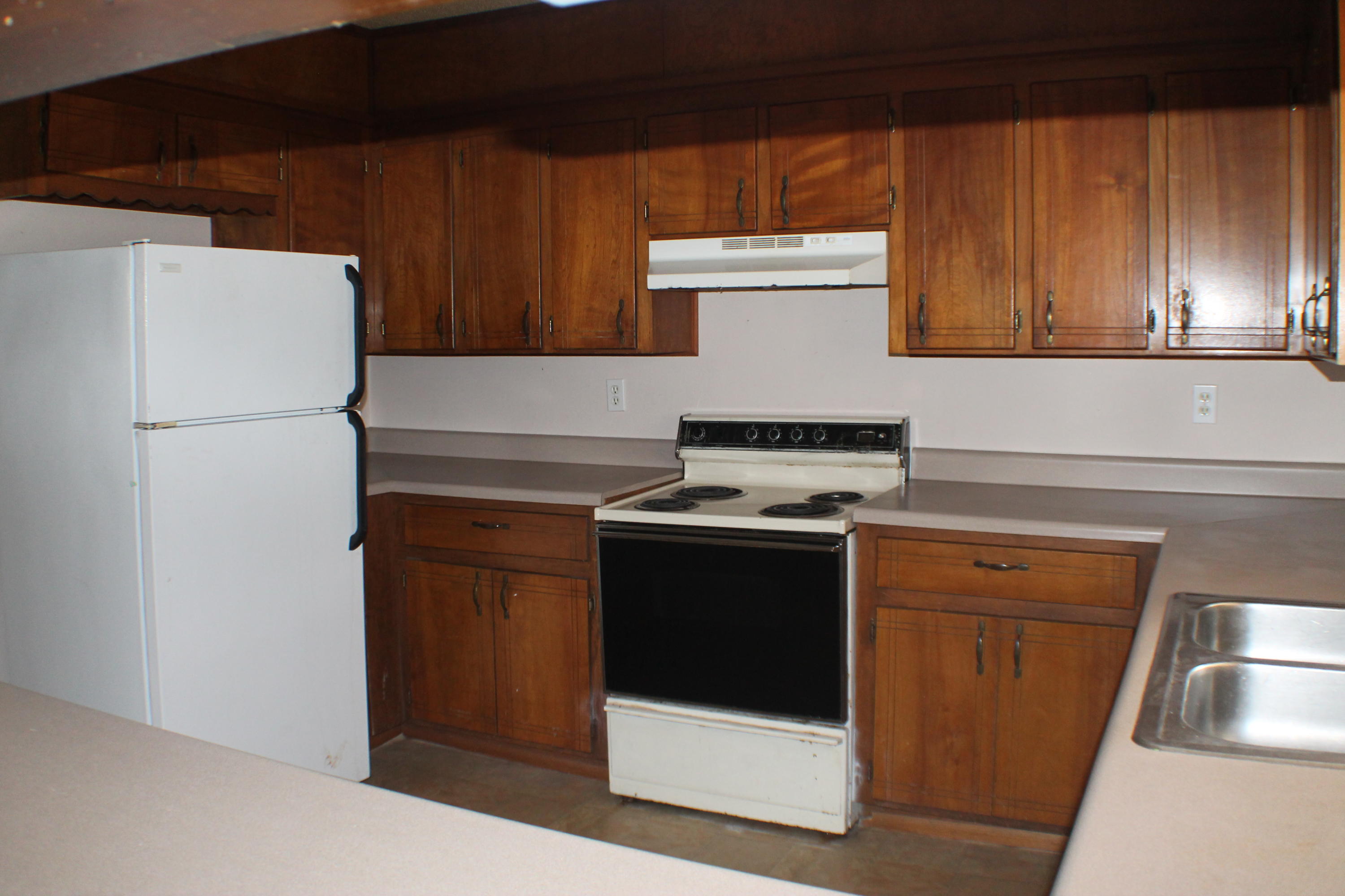 OAKDALE - Residential Lease
