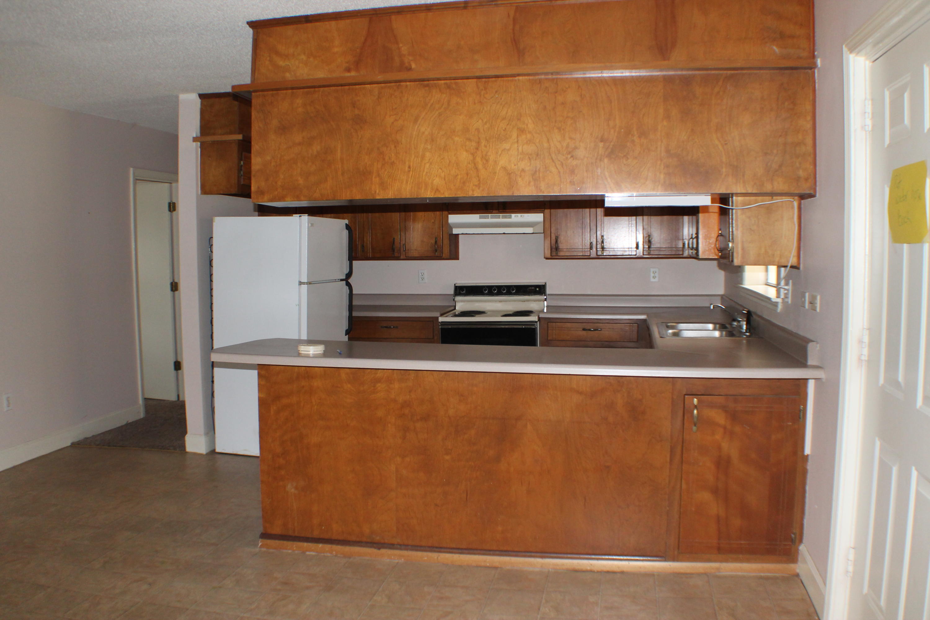 OAKDALE - Residential Lease