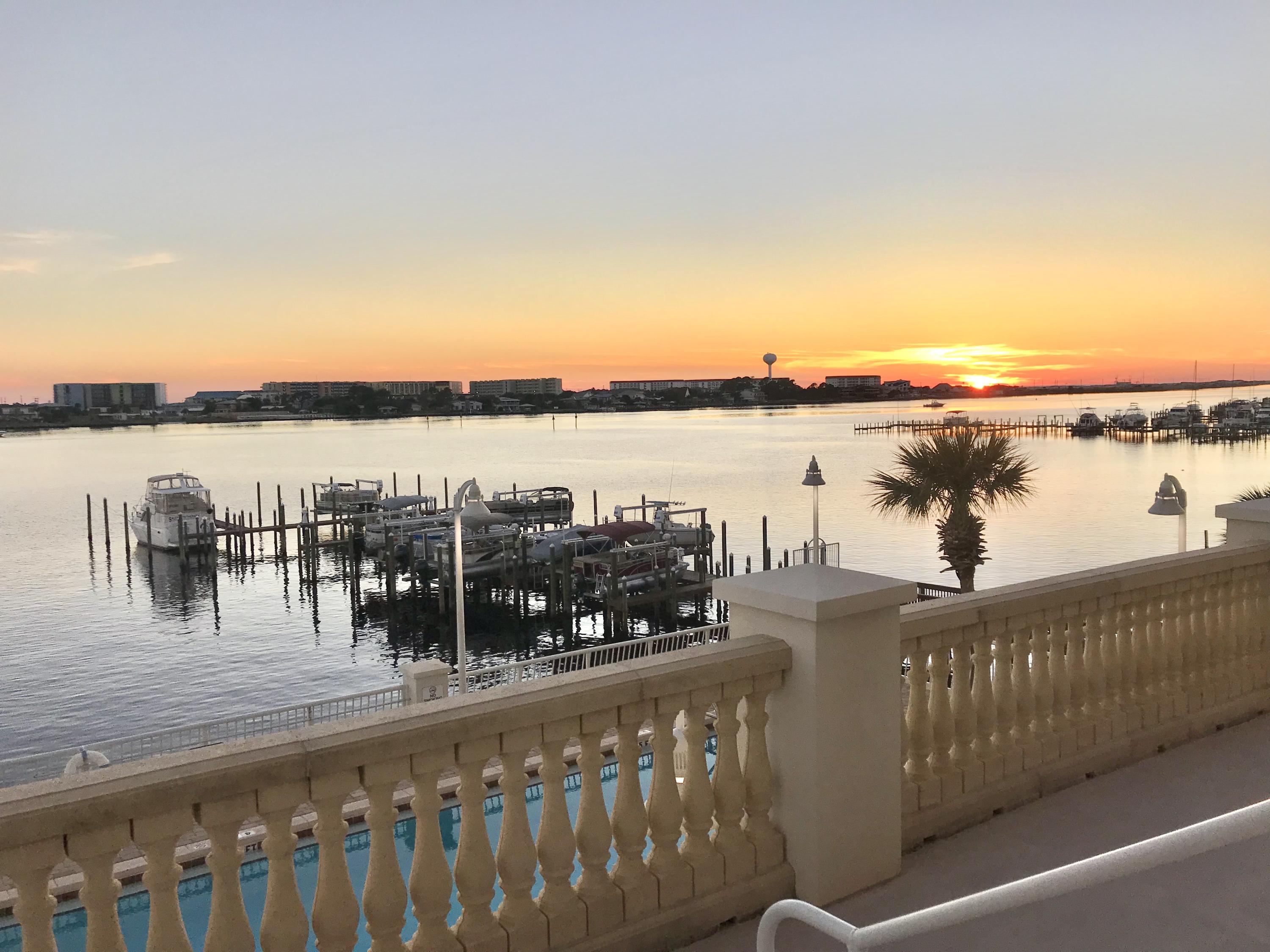 PRESIDIO YACHT CLUB - Residential