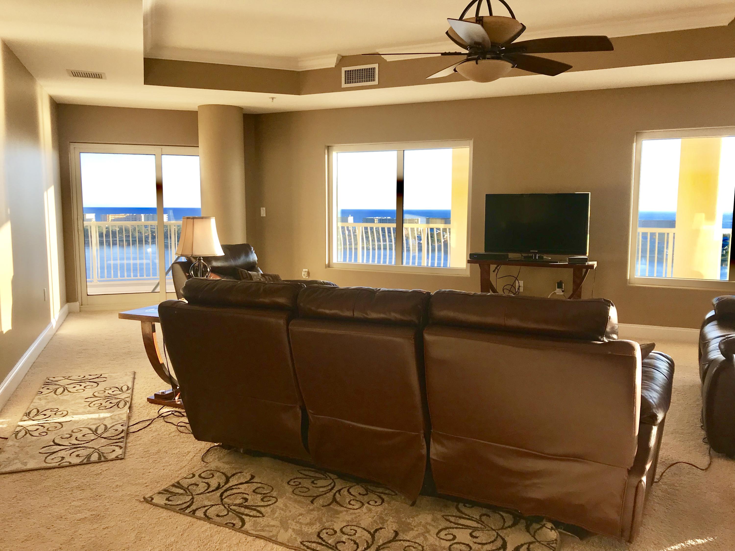 PRESIDIO YACHT CLUB - Residential