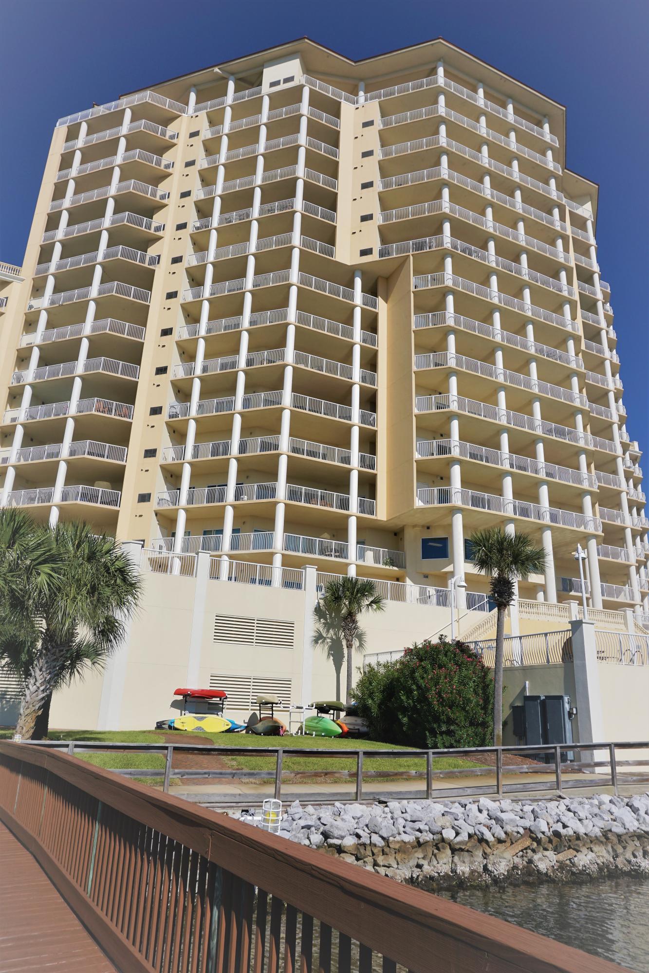 PRESIDIO YACHT CLUB - Residential