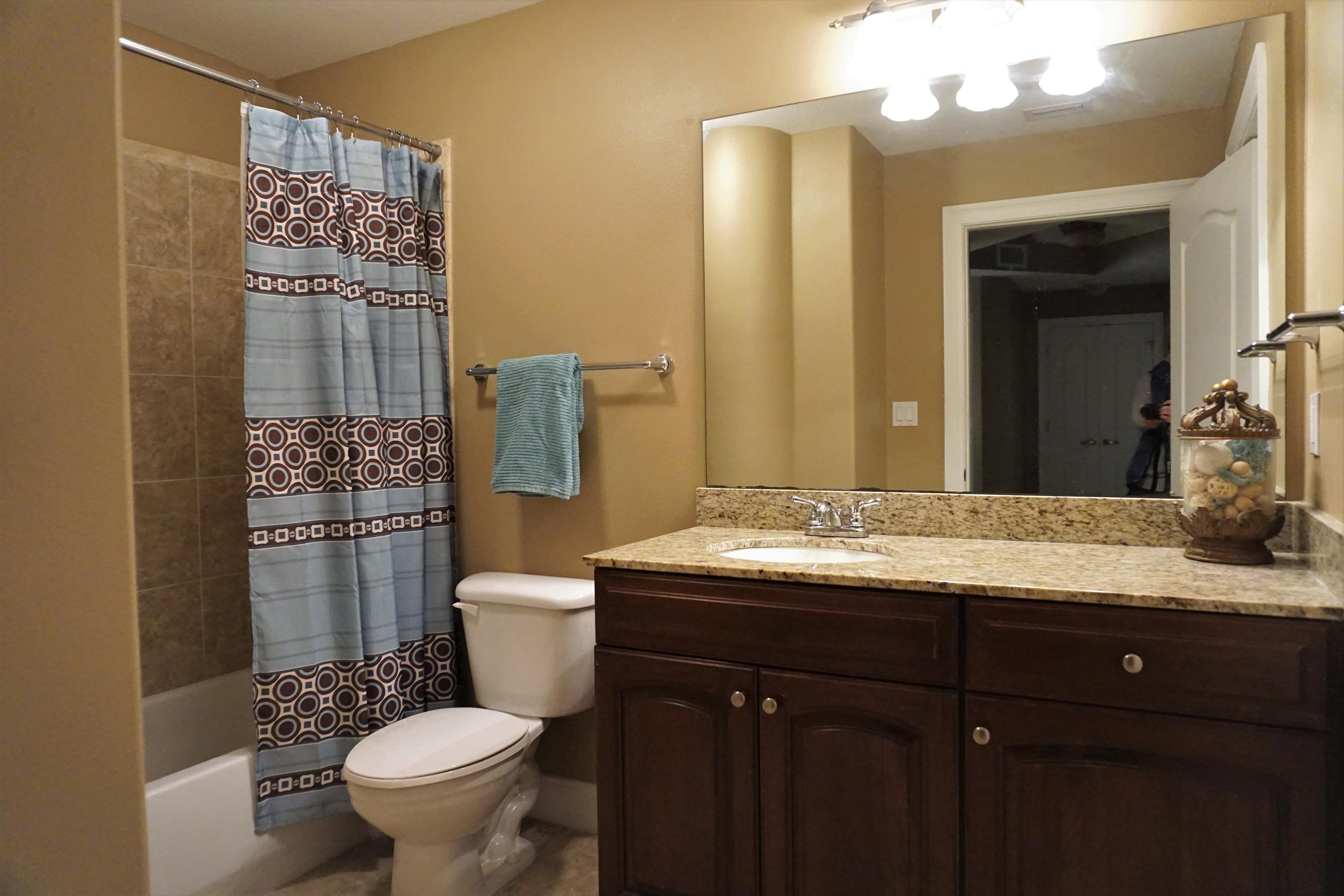 PRESIDIO YACHT CLUB - Residential