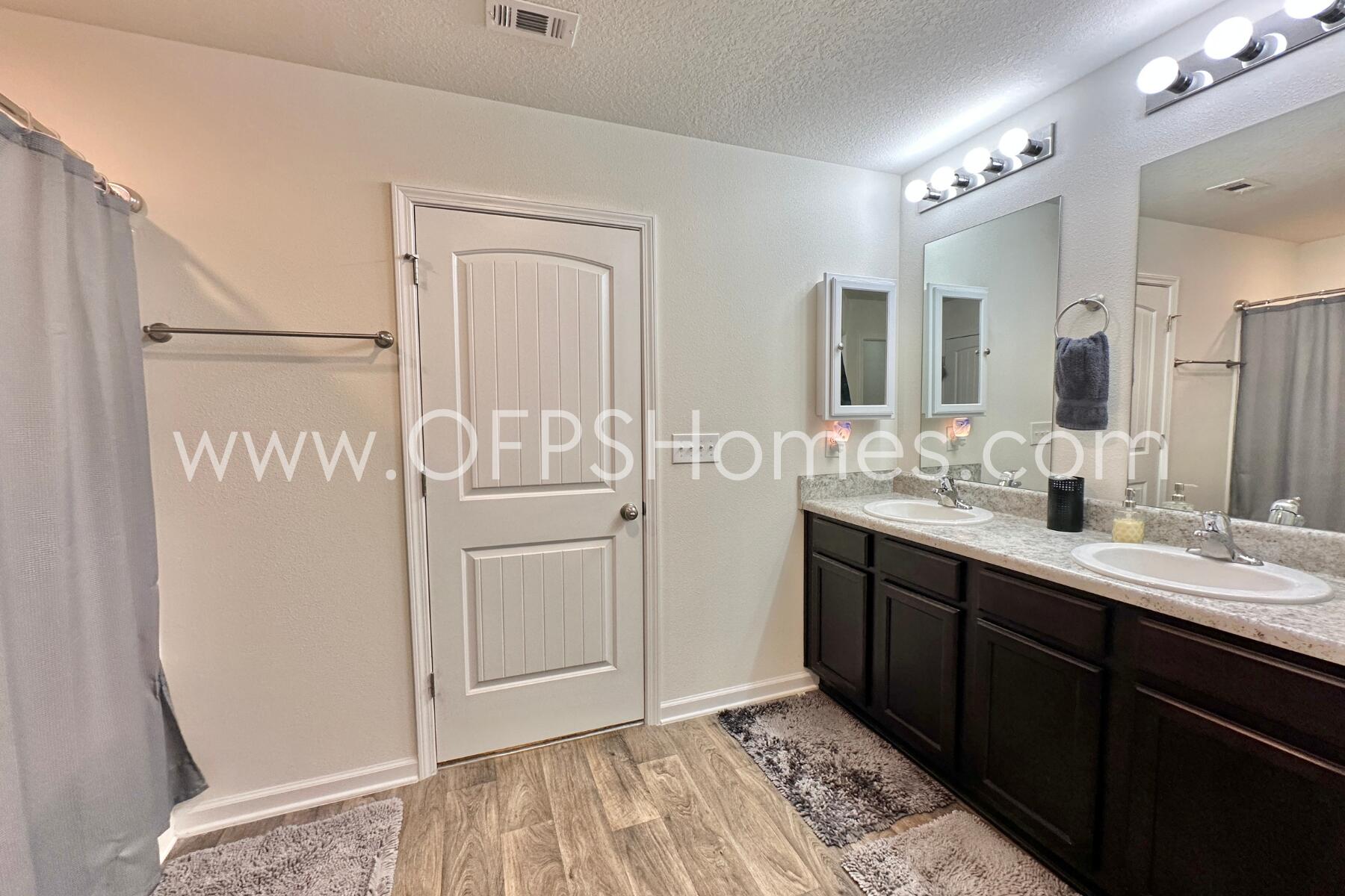 Redstone Commons - Residential Lease